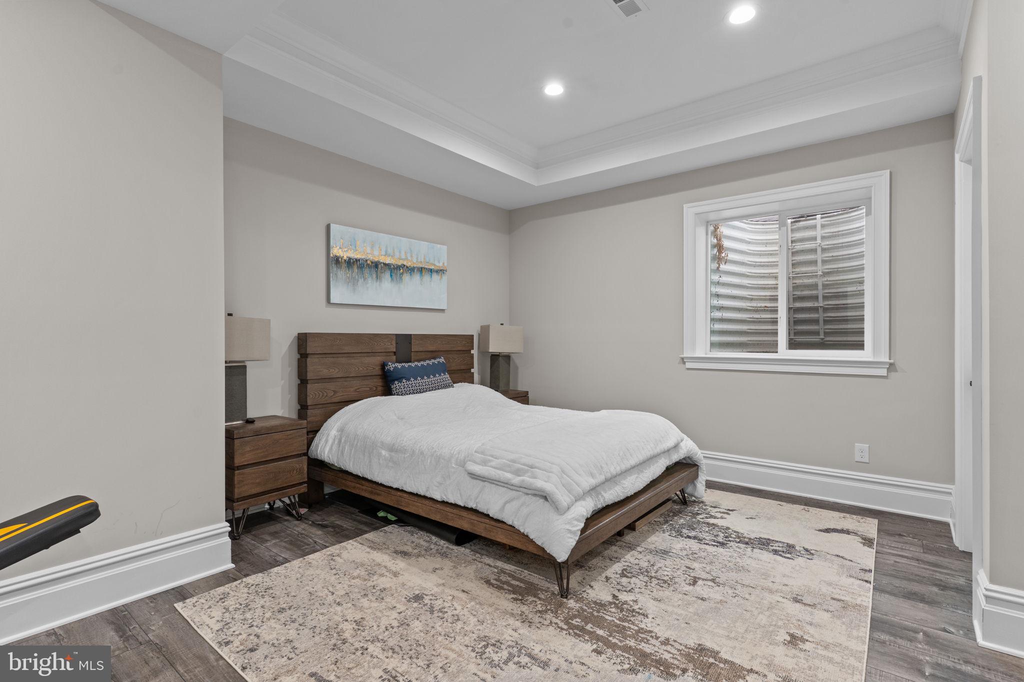 JERICHO ESTATES - Residential