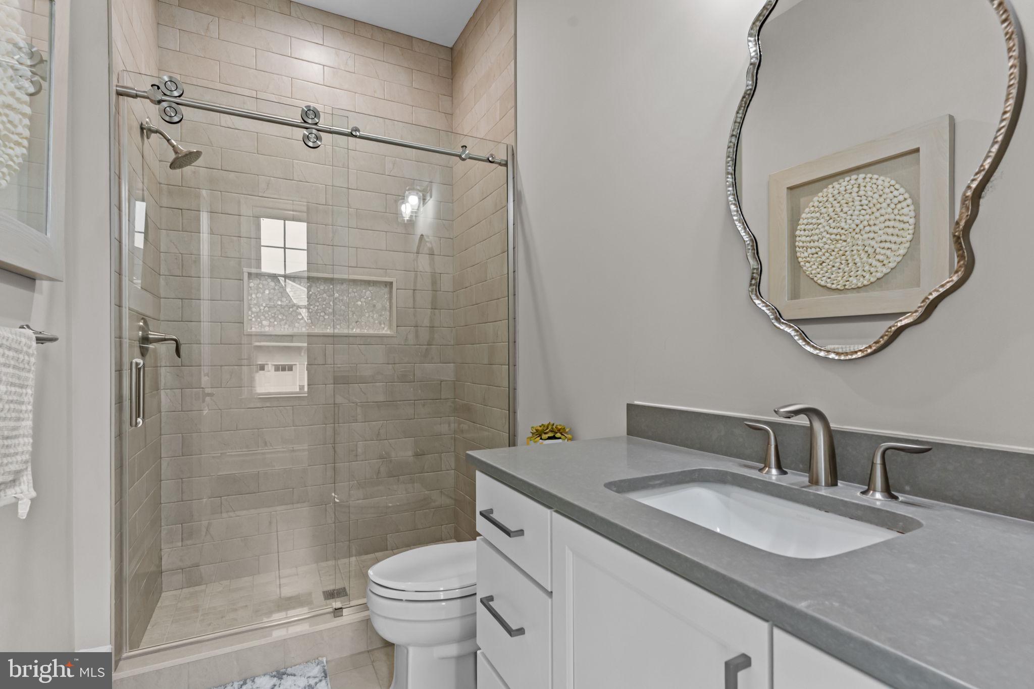 JERICHO ESTATES - Residential