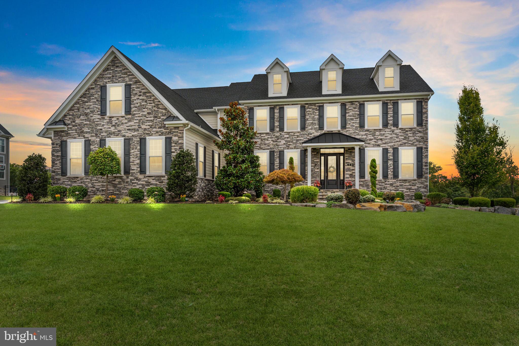 JERICHO ESTATES - Residential