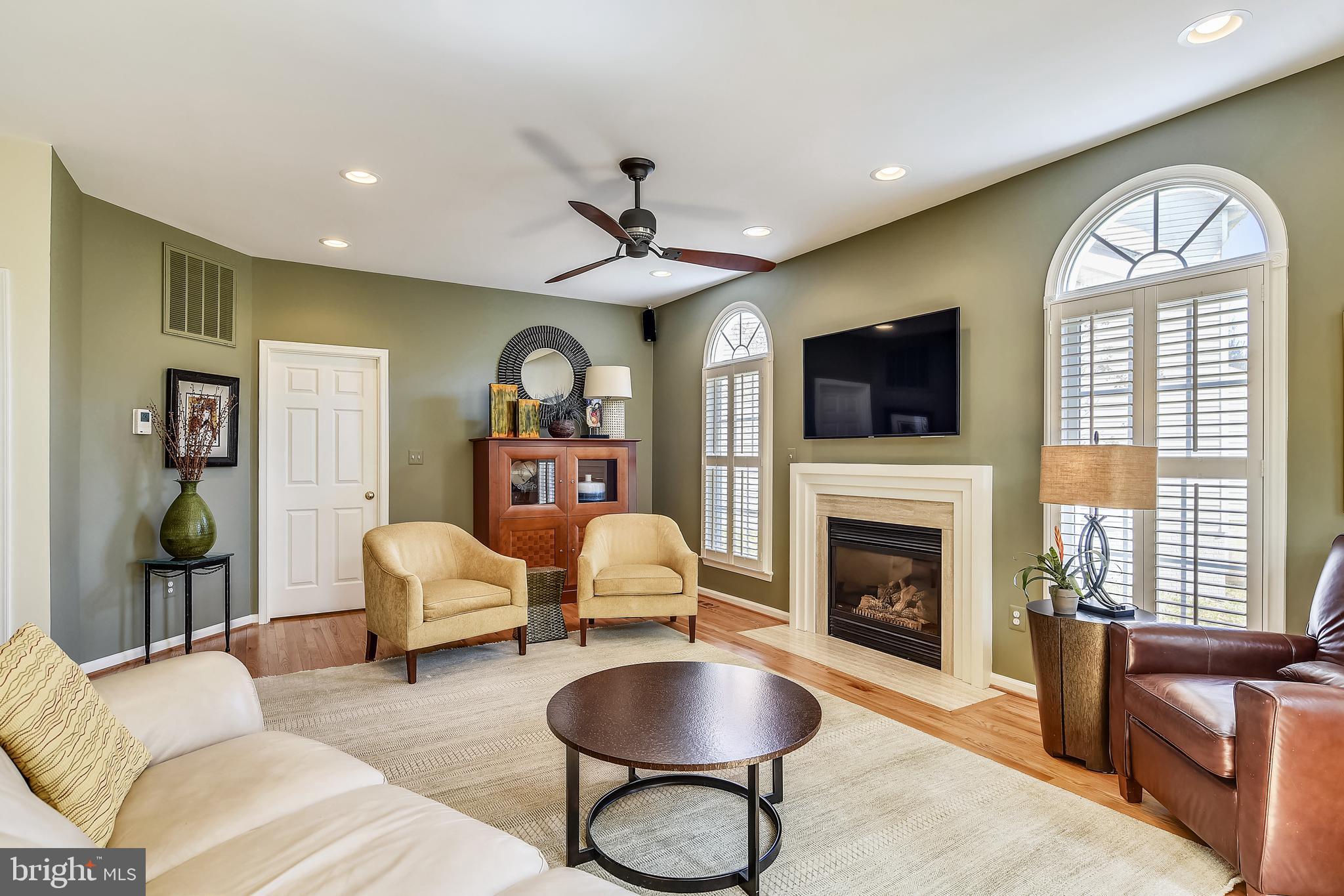 ROGER MACK COURT - Residential