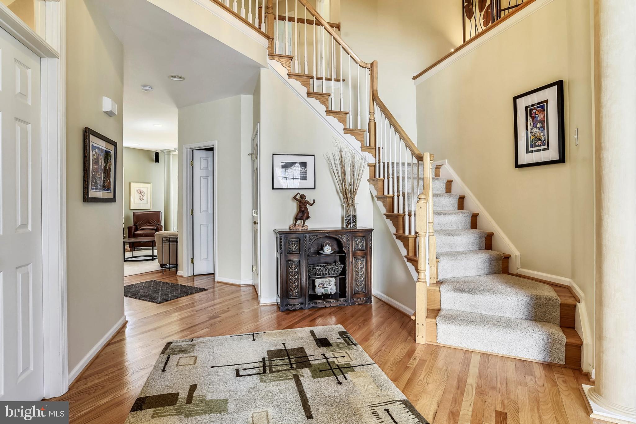 ROGER MACK COURT - Residential