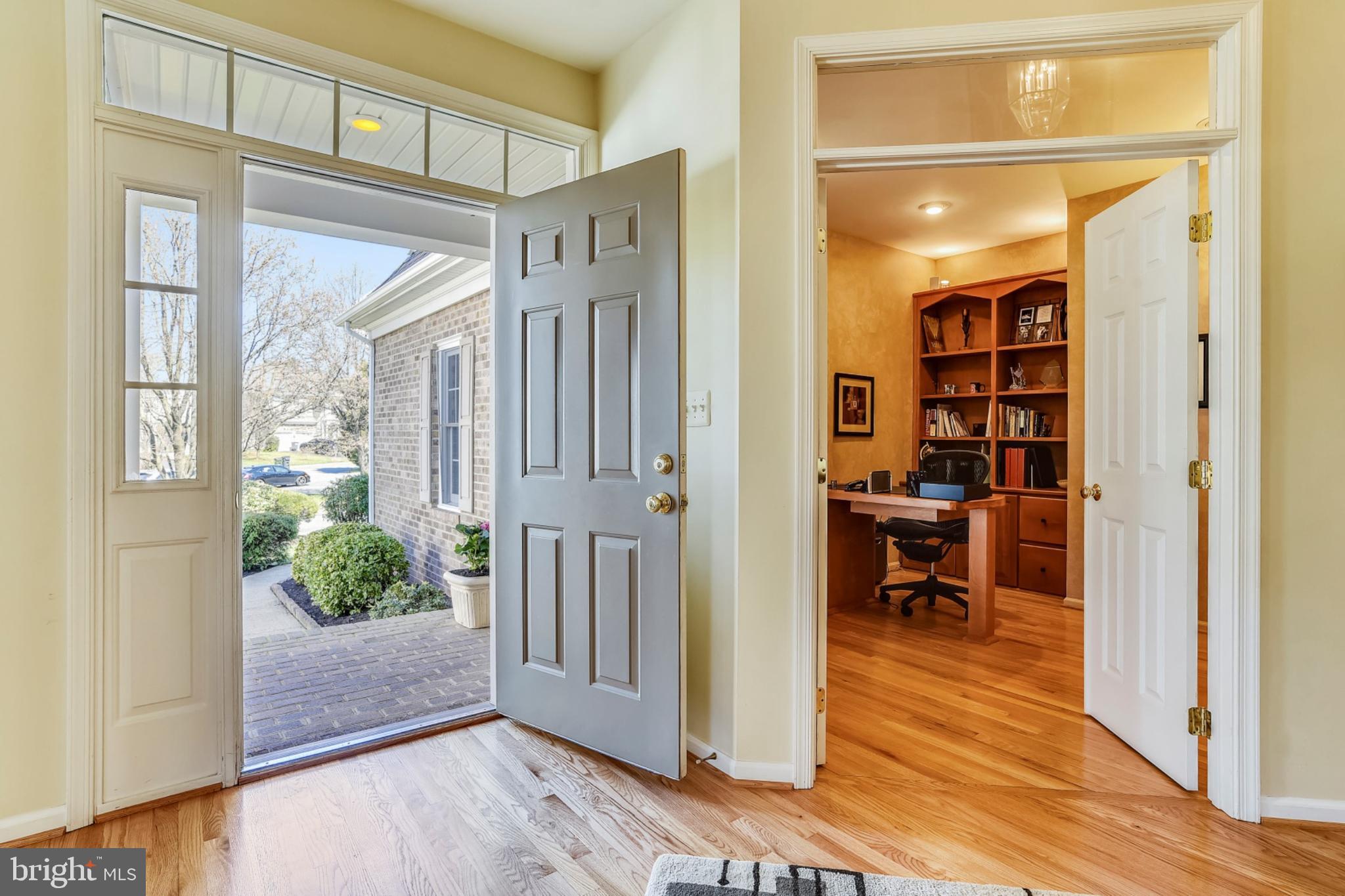 ROGER MACK COURT - Residential