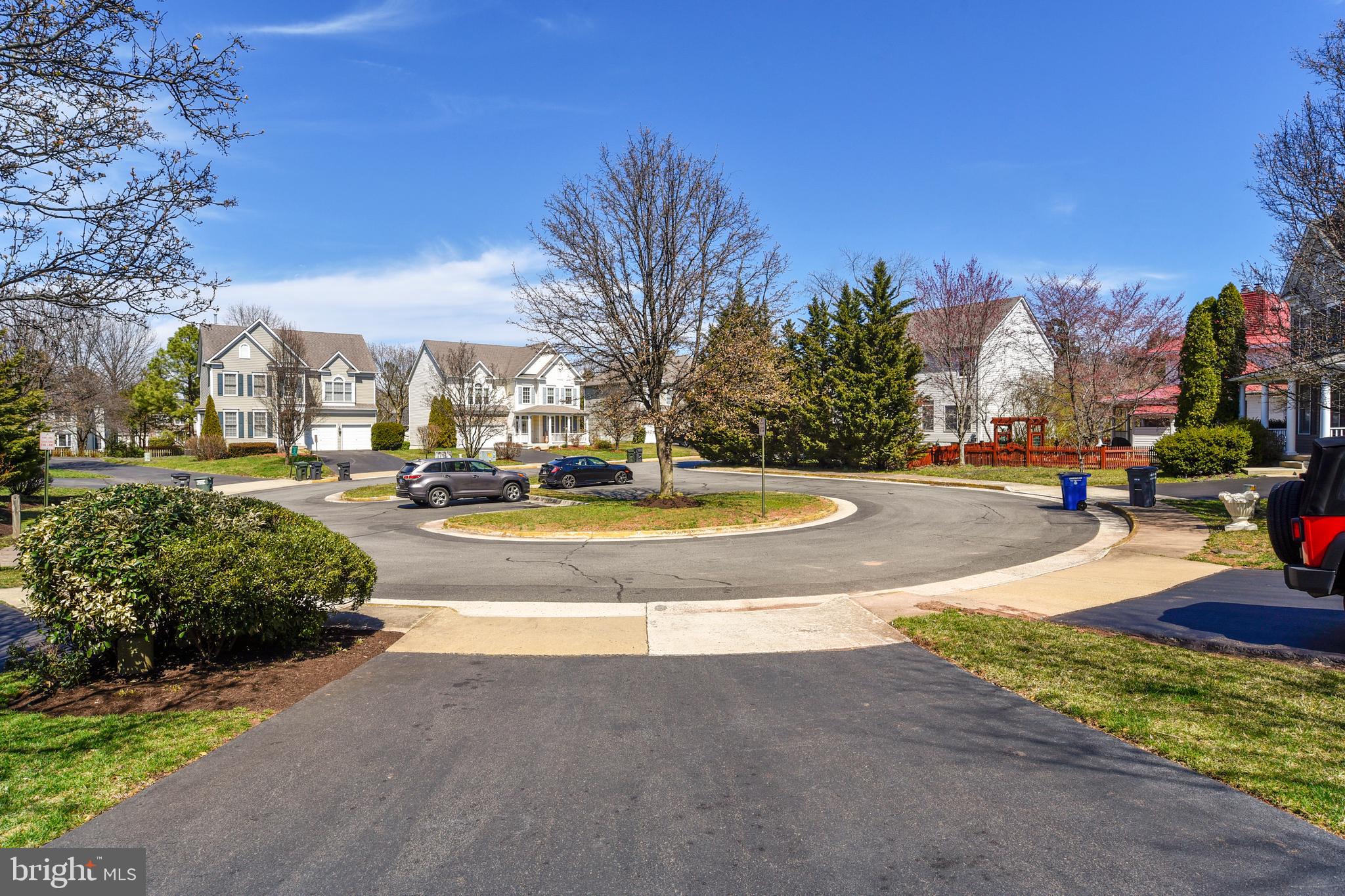 ROGER MACK COURT - Residential
