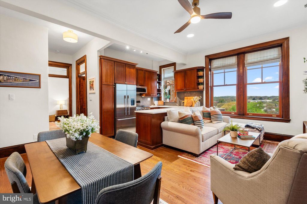 Photo of 2853 Ontario Road NW #609, WASHINGTON, DC 20009 (MLS # DCDC2247878)