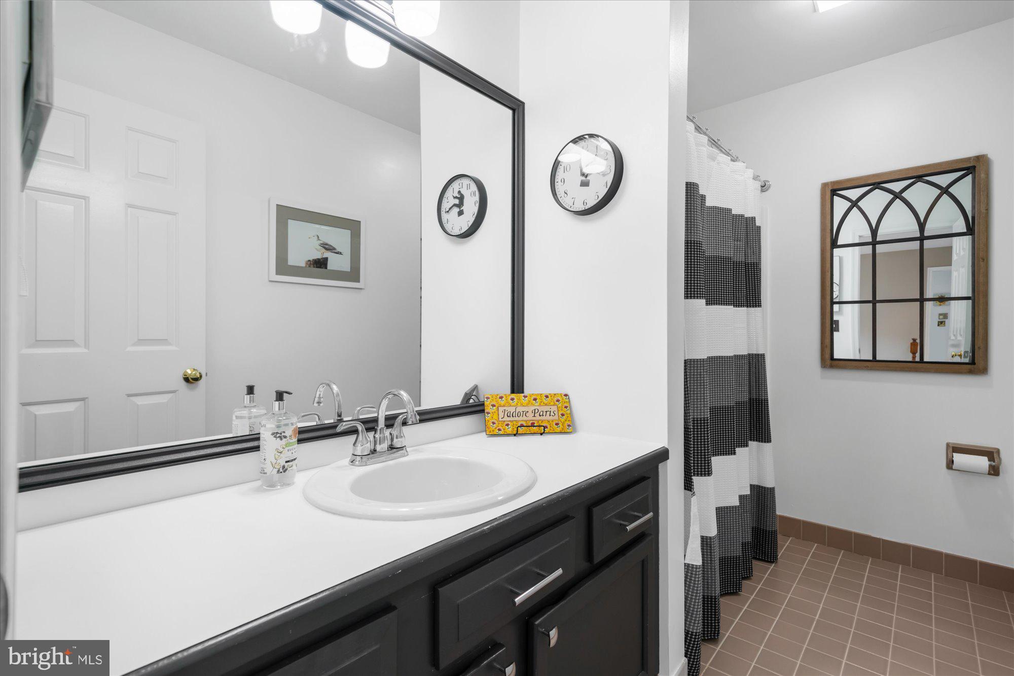 SUNWOOD FARM - Residential