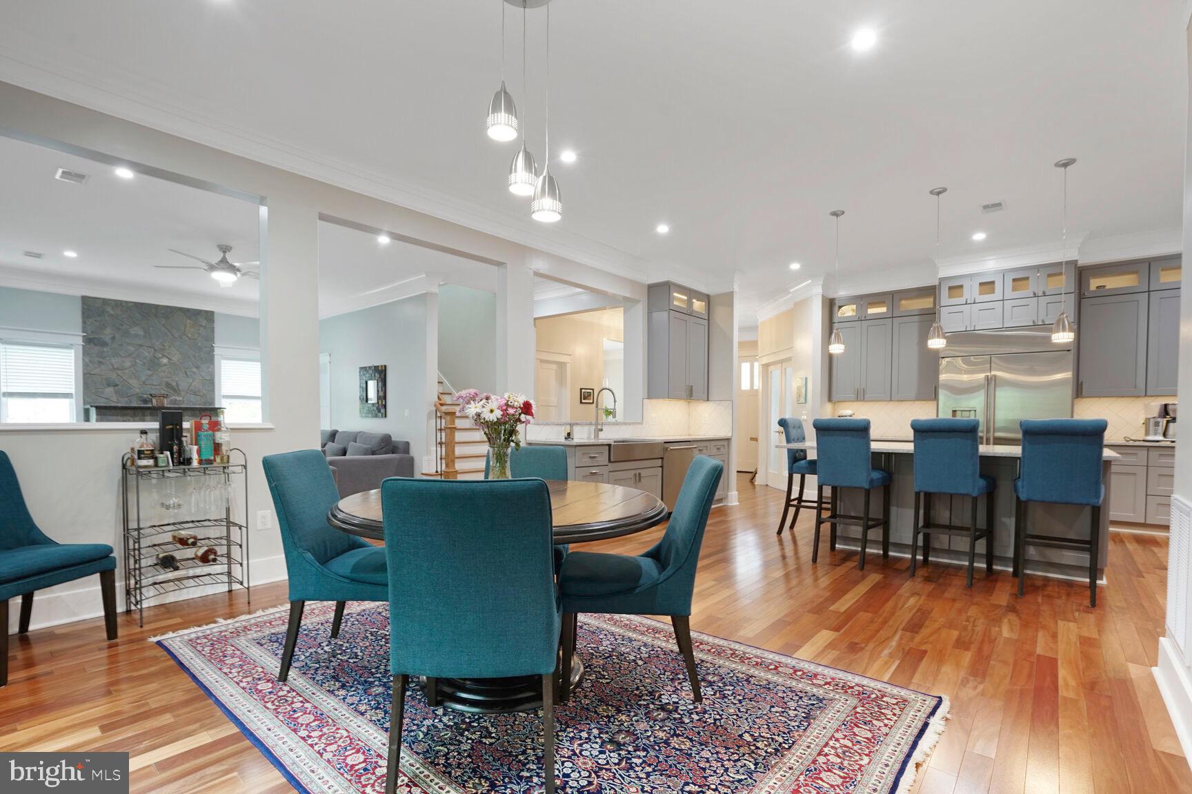 WINDSOR ESTATES - Residential Lease