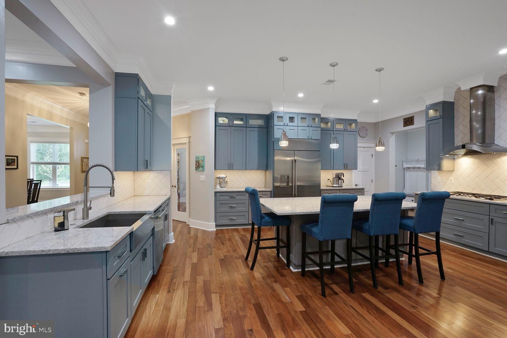 WINDSOR ESTATES - Residential Lease