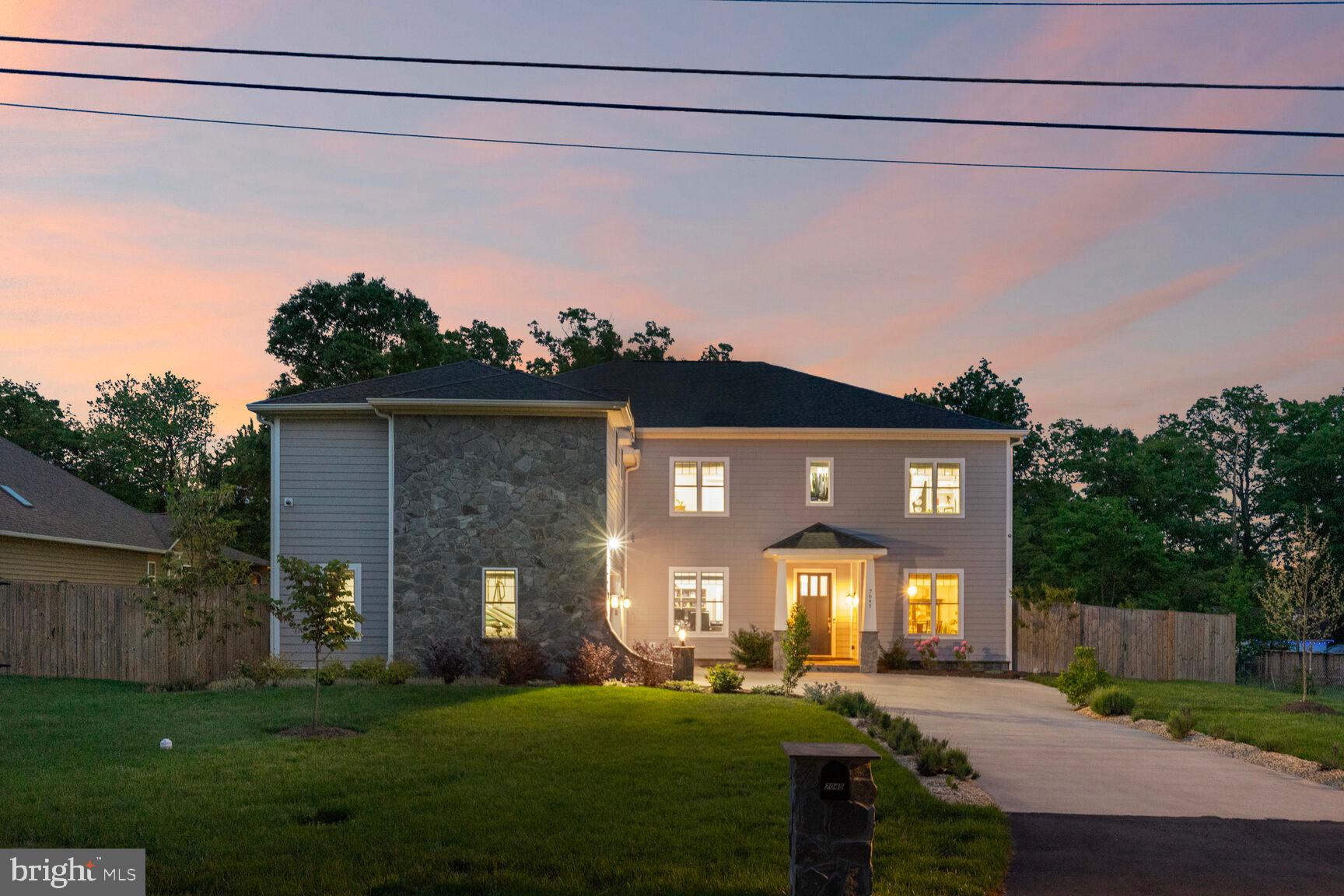 WINDSOR ESTATES - Residential Lease