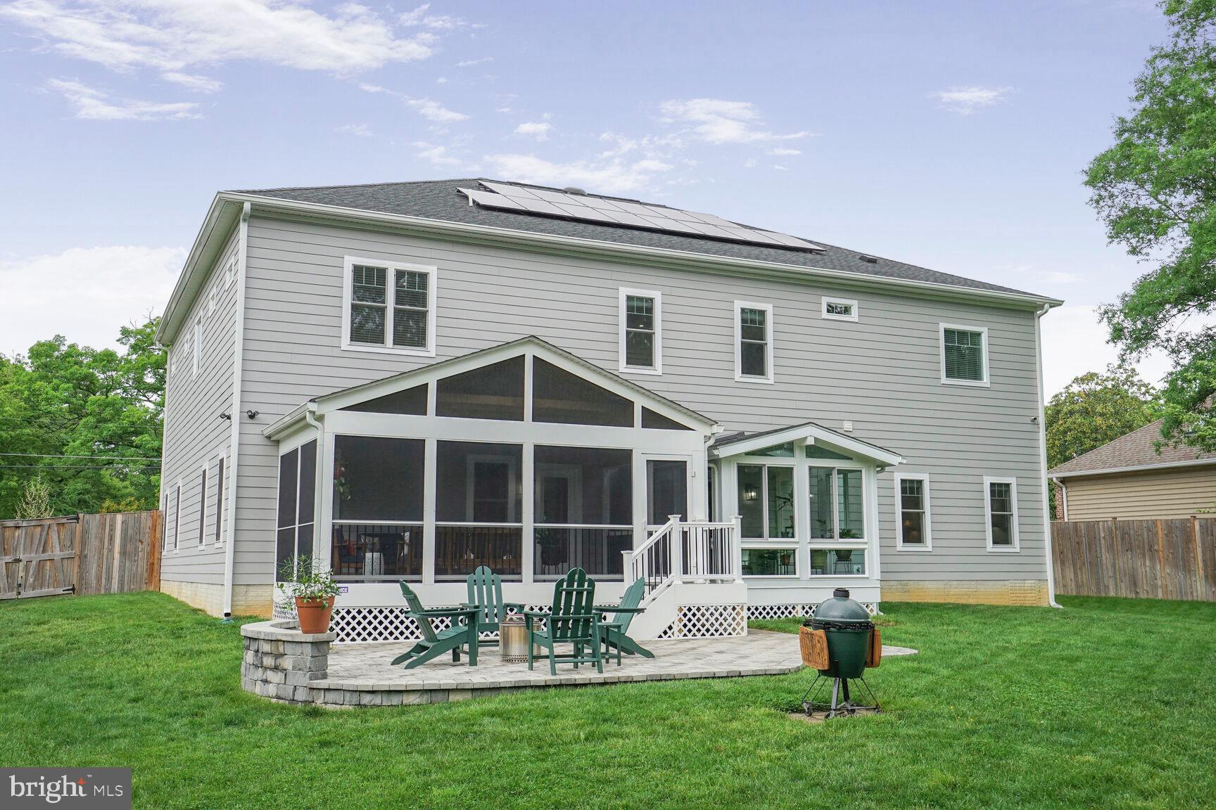 WINDSOR ESTATES - Residential Lease