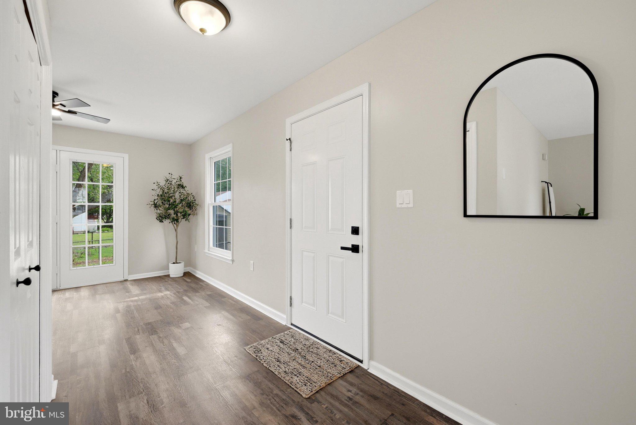 10 STANDISH COURT