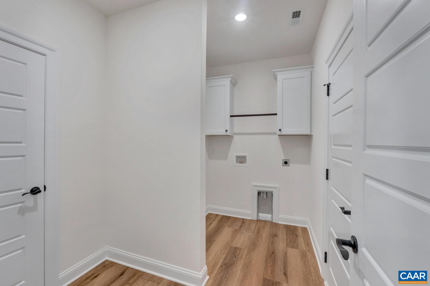 OLD TRAIL - Residential