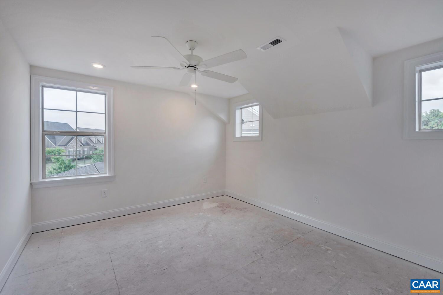 OLD TRAIL - Residential