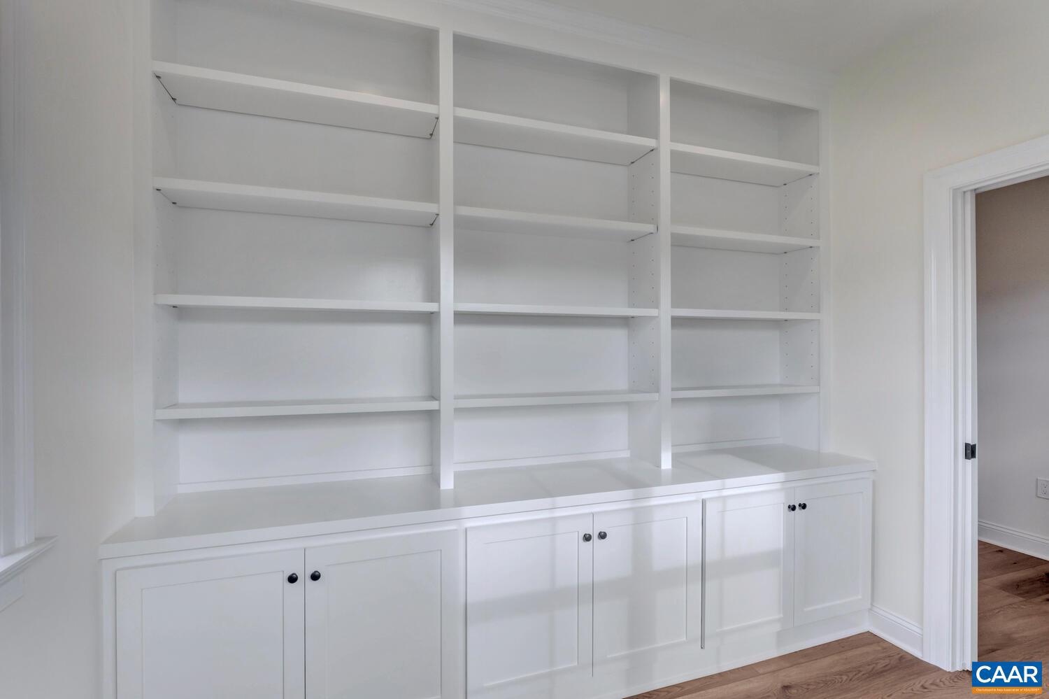 OLD TRAIL - Residential