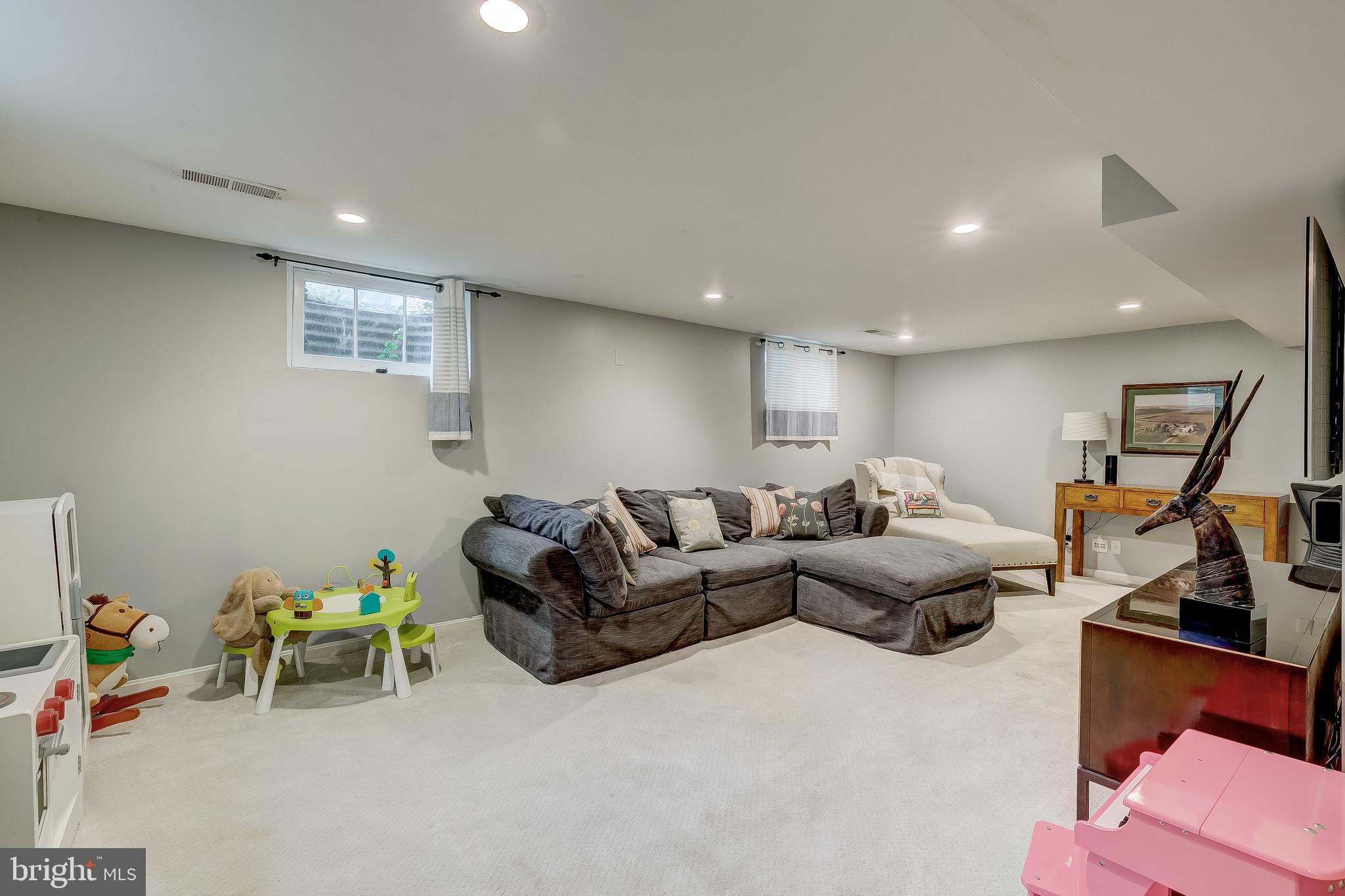 GREATER HOMELAND HISTORIC DISTRICT - Residential