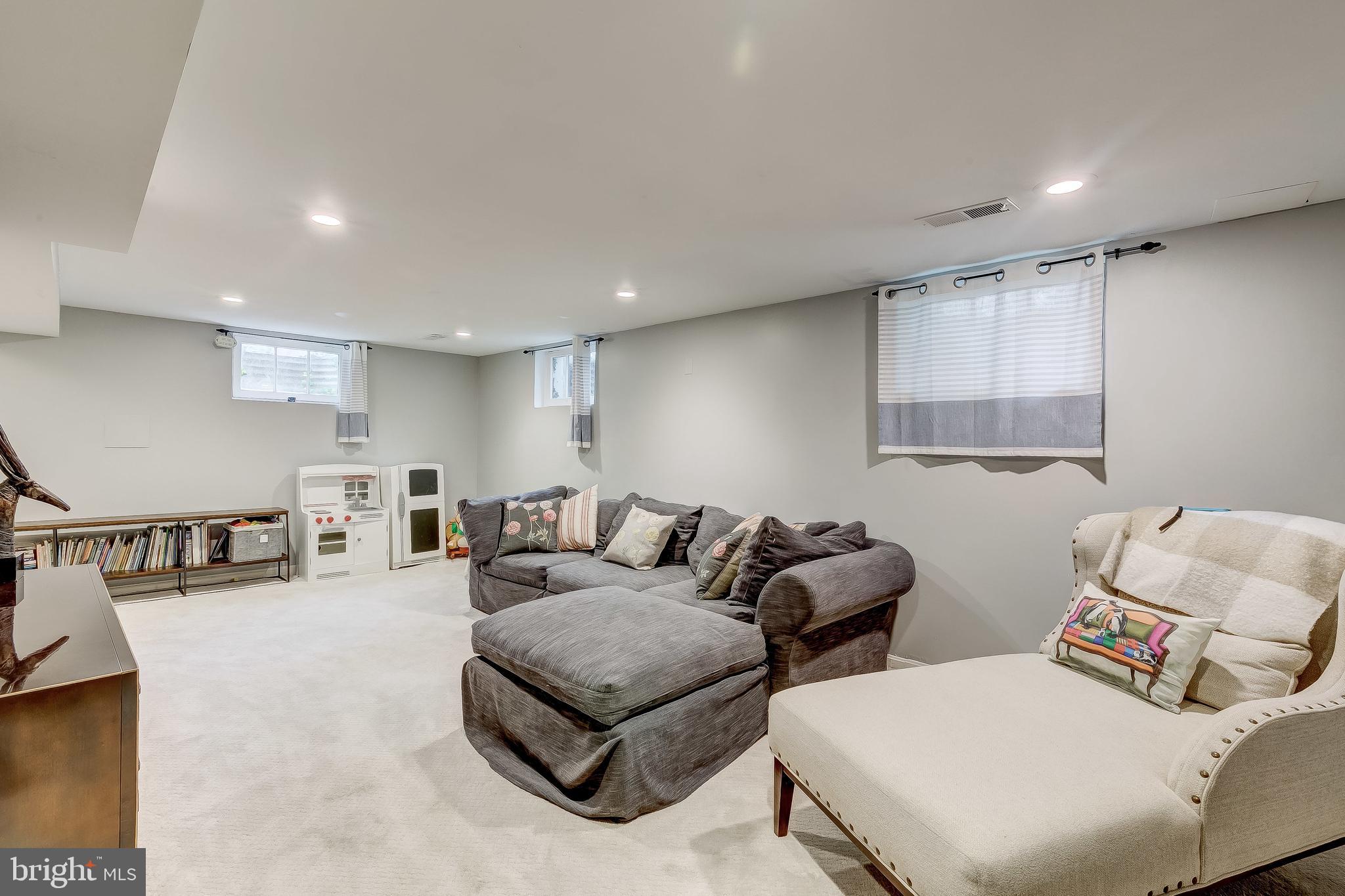 GREATER HOMELAND HISTORIC DISTRICT - Residential