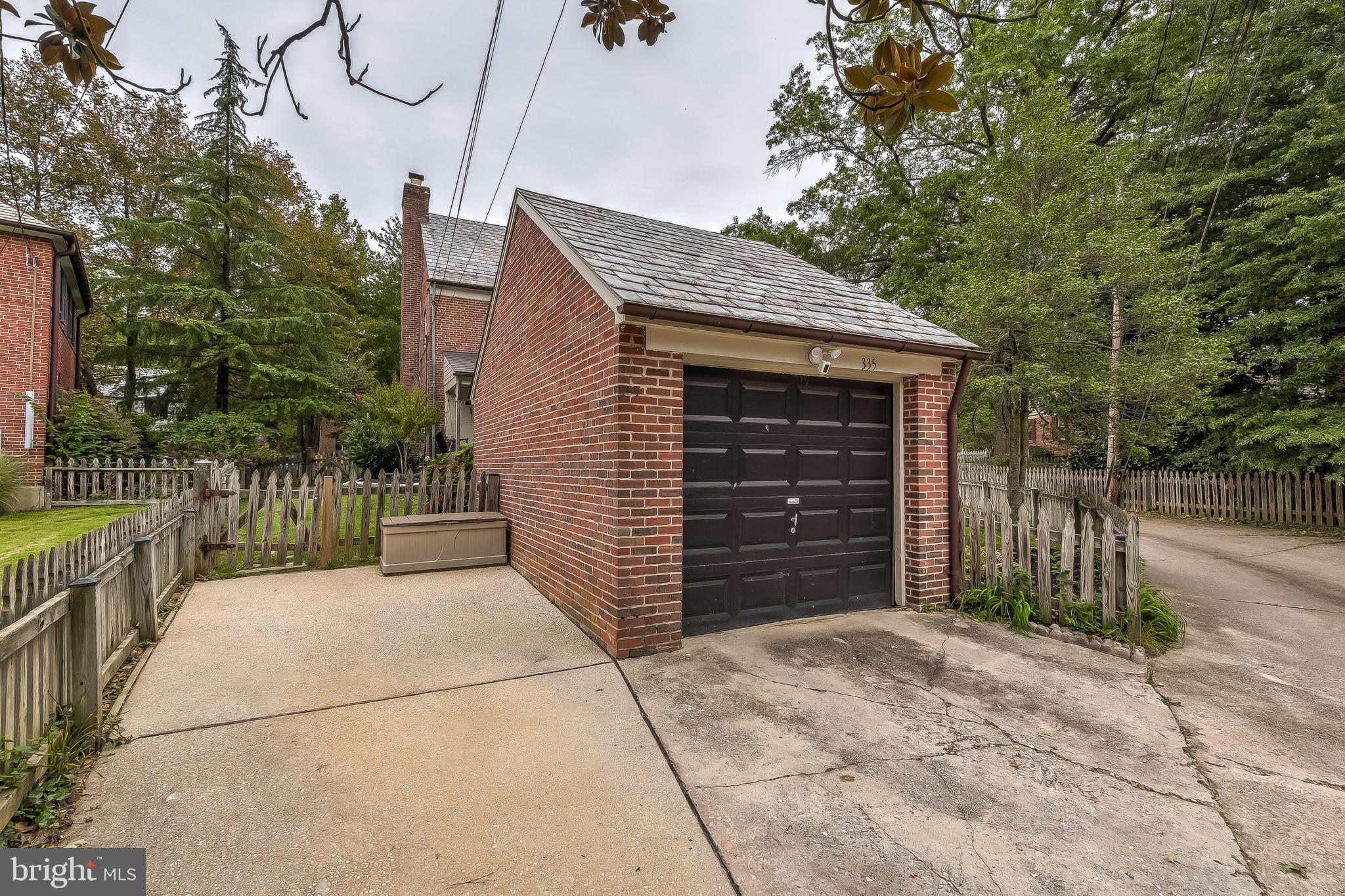 GREATER HOMELAND HISTORIC DISTRICT - Residential