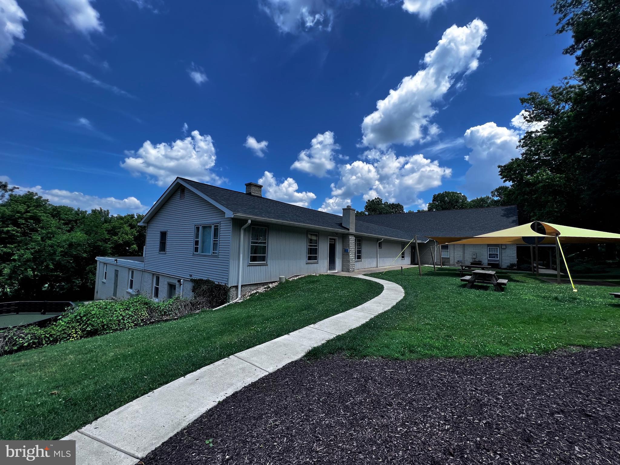 447 NOBLE ROAD