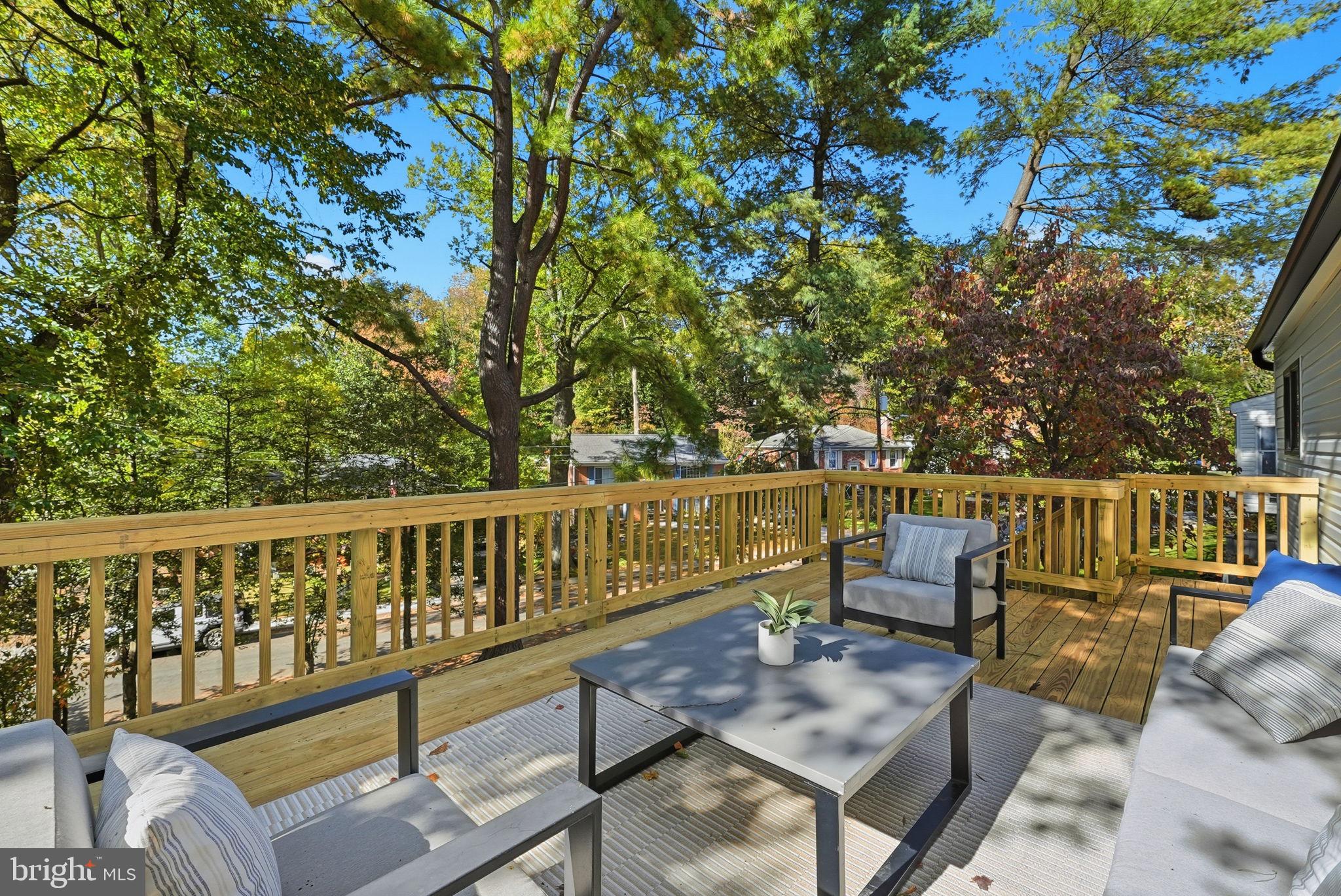 GLENMORE - Residential