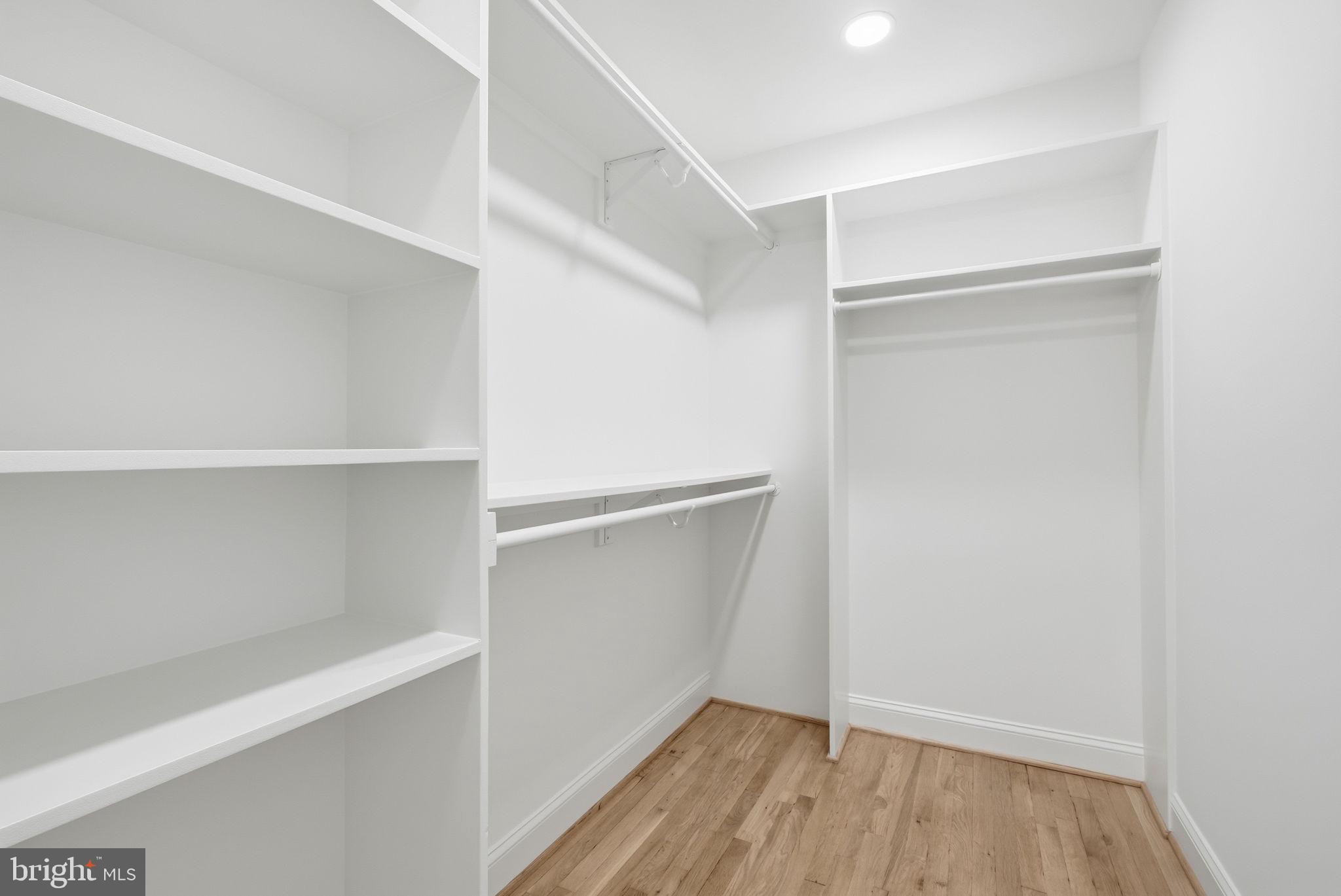 GLENMORE - Residential