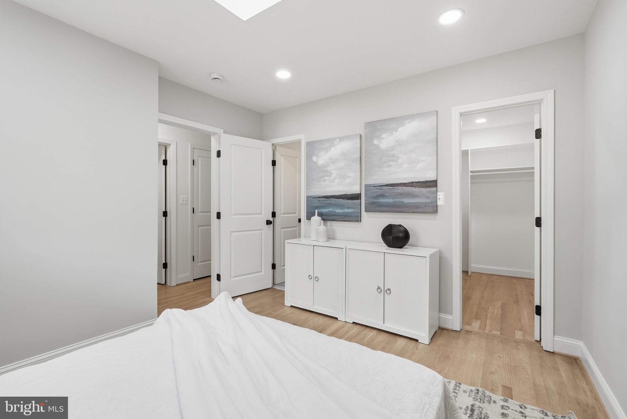 GLENMORE - Residential