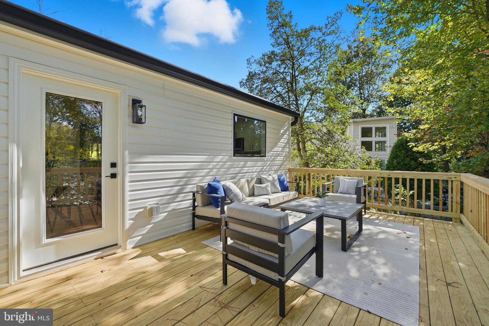 GLENMORE - Residential