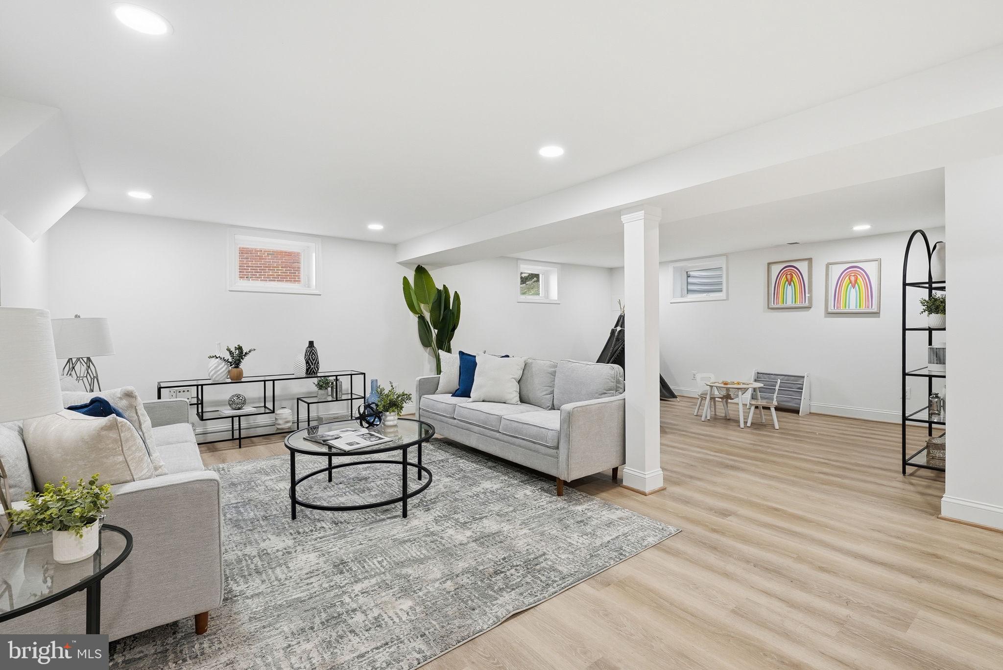 GLENMORE - Residential