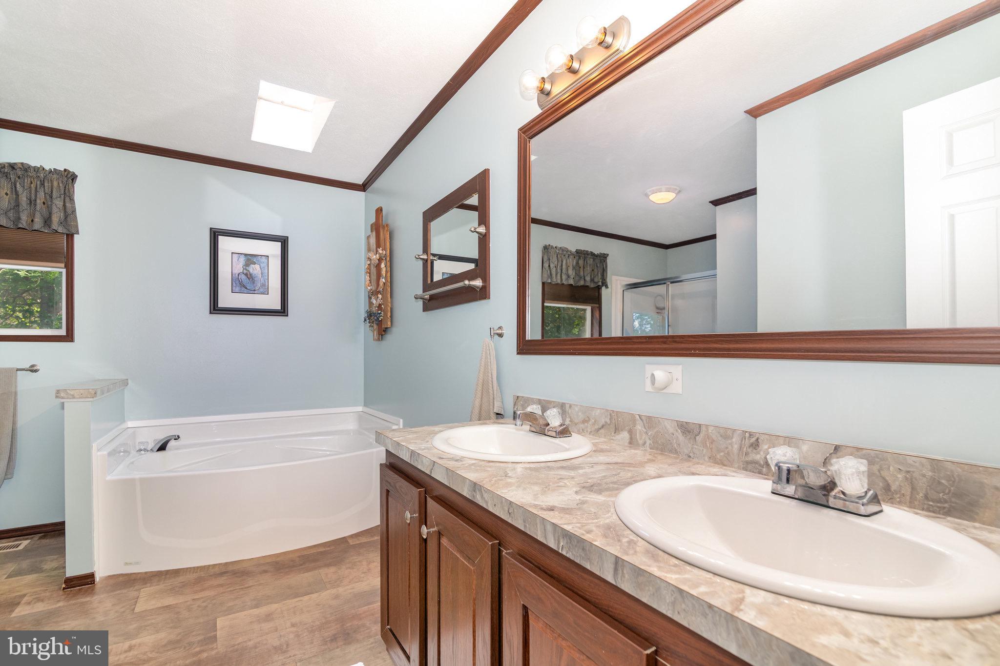 LAKE VIEW ESTATES - Residential