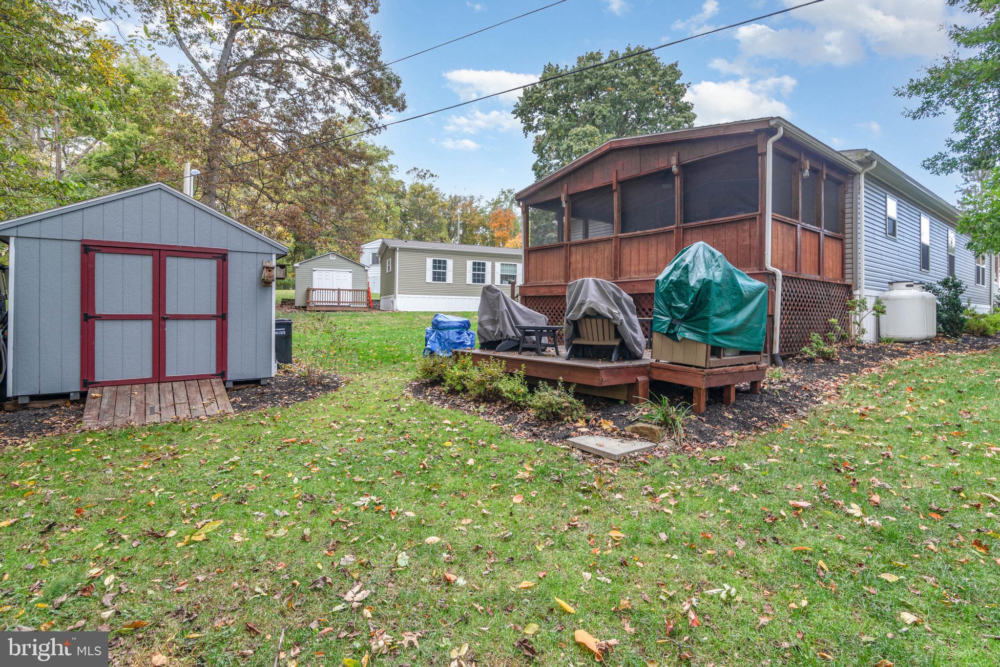 LAKE VIEW ESTATES - Residential