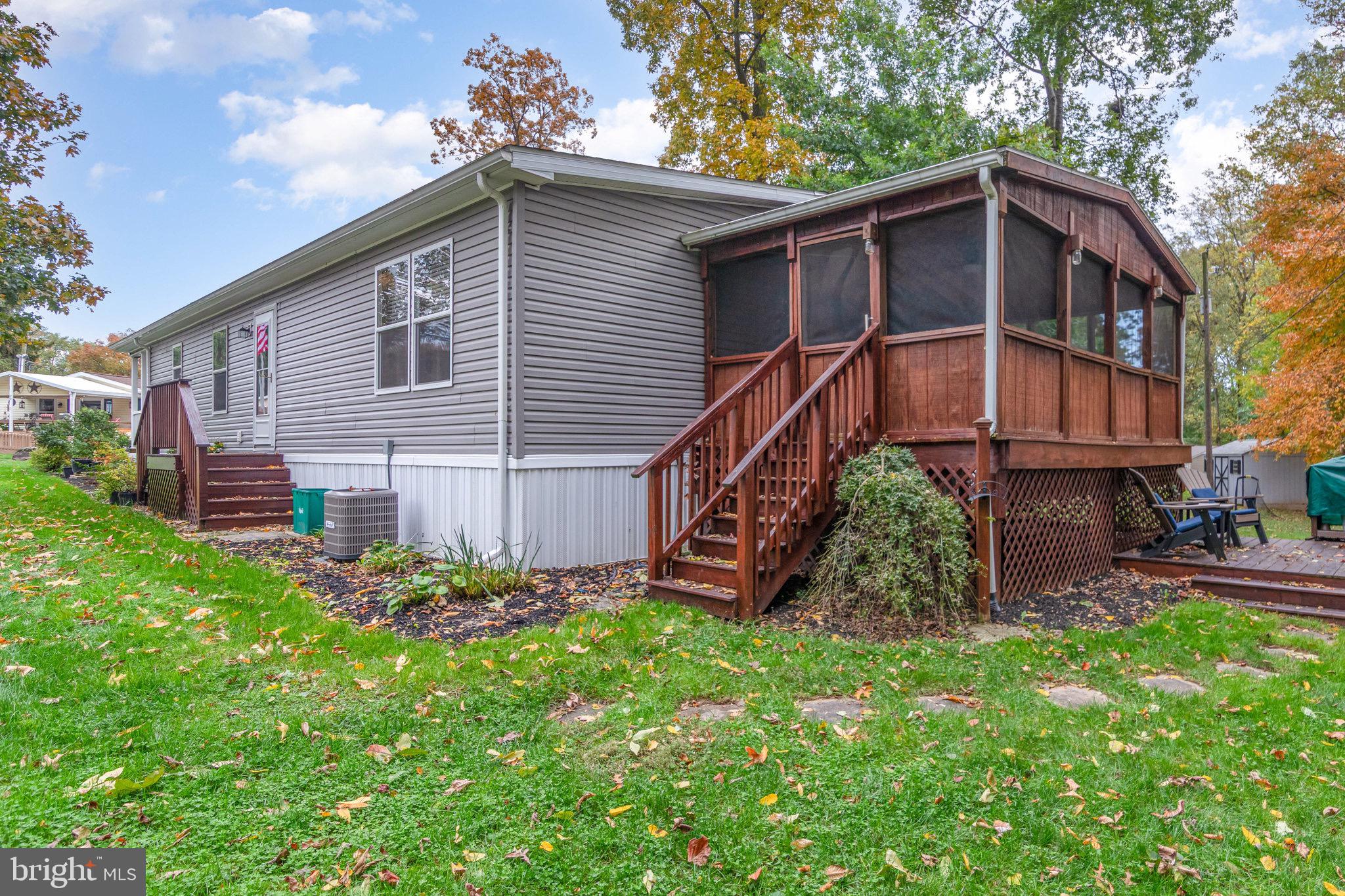 LAKE VIEW ESTATES - Residential