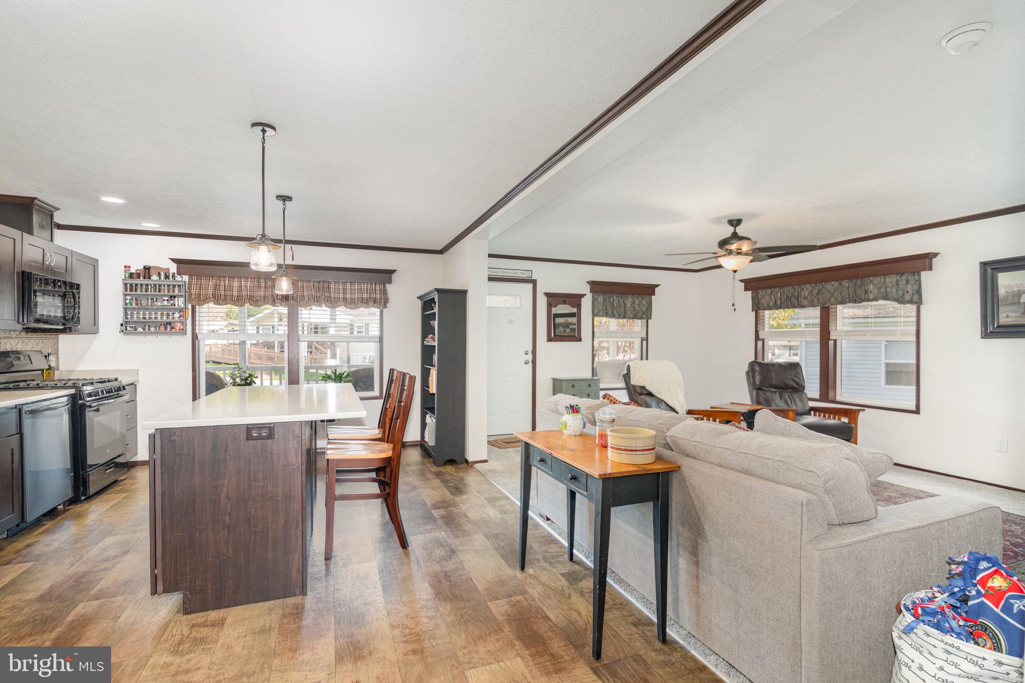 LAKE VIEW ESTATES - Residential