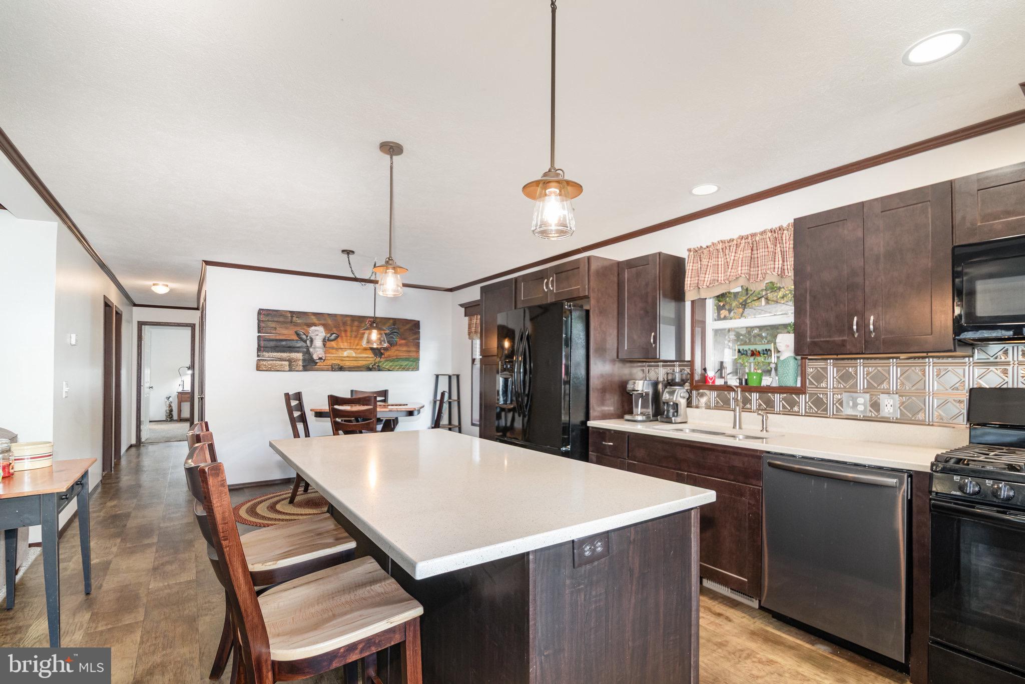 LAKE VIEW ESTATES - Residential