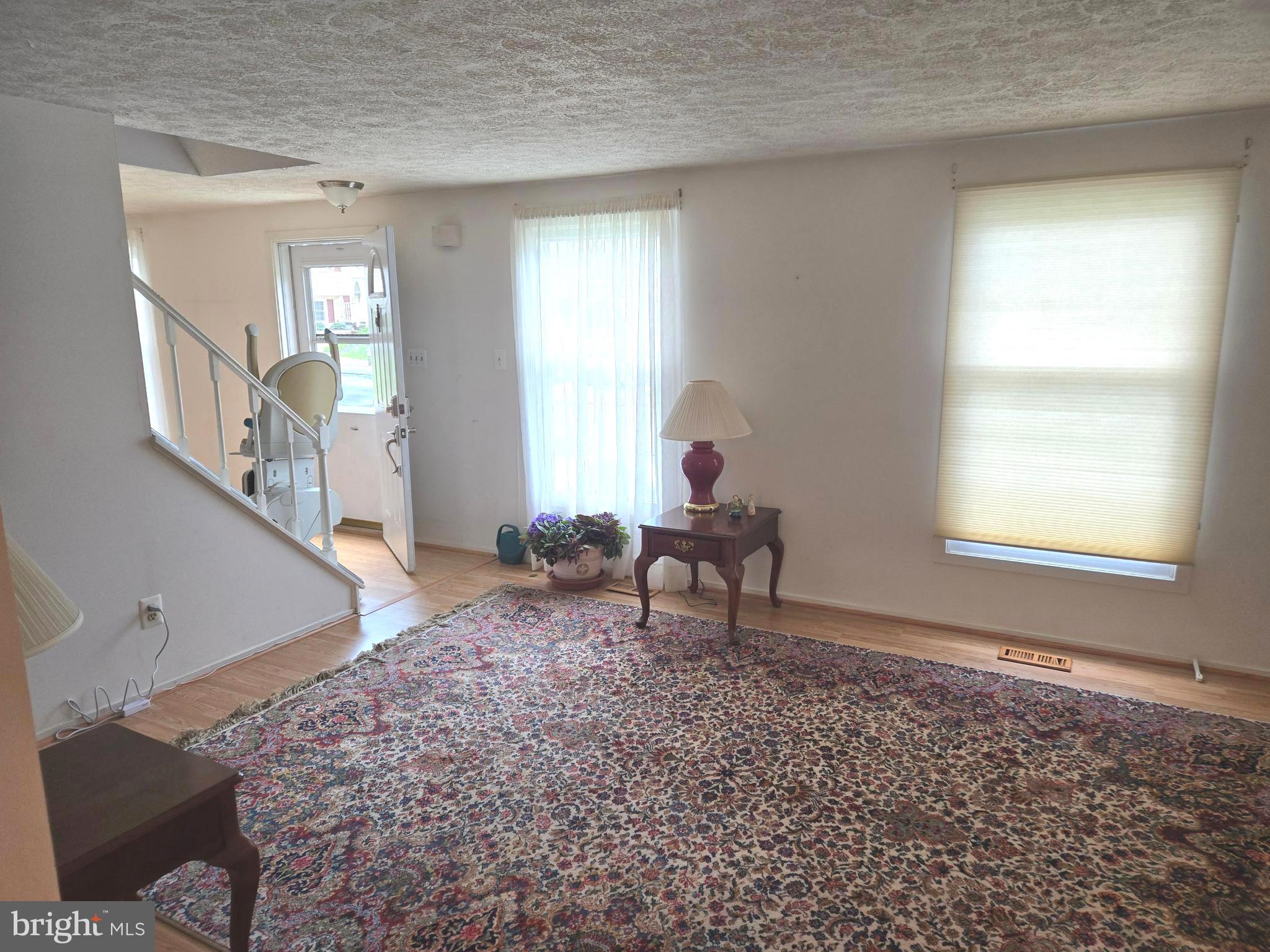 2805 WHITE ROSE COURT