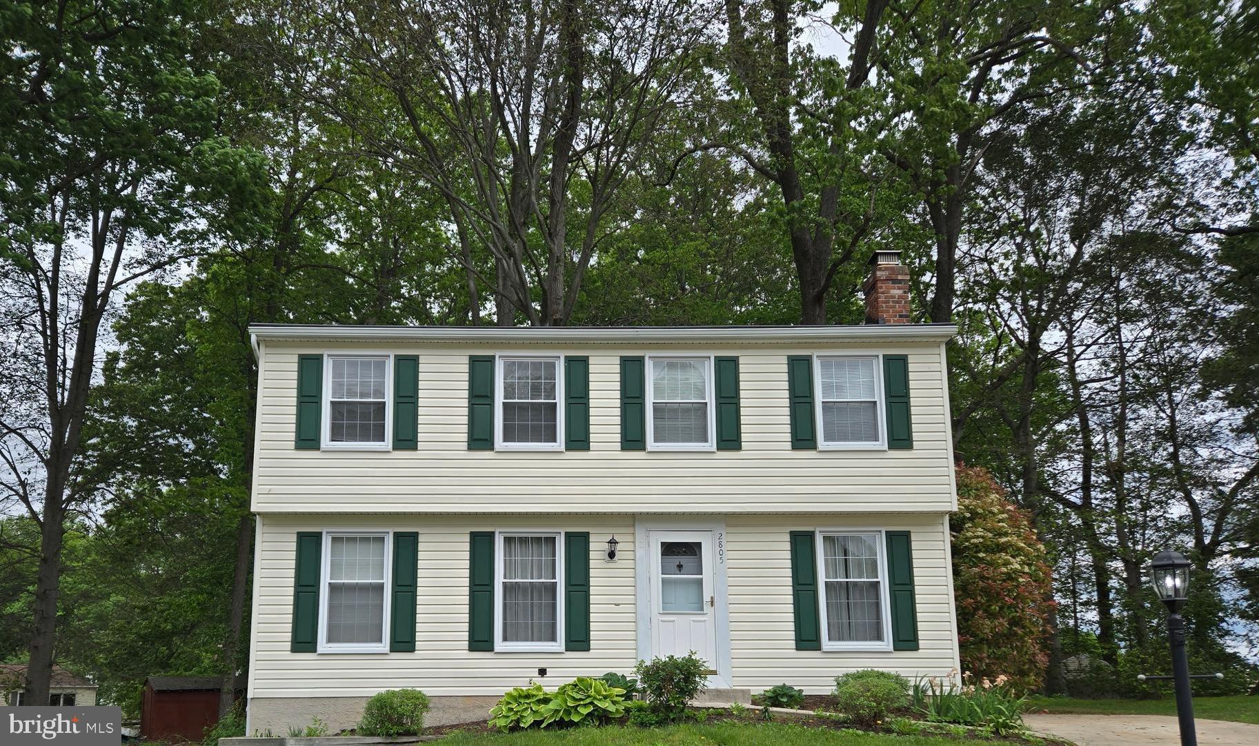 2805 WHITE ROSE COURT