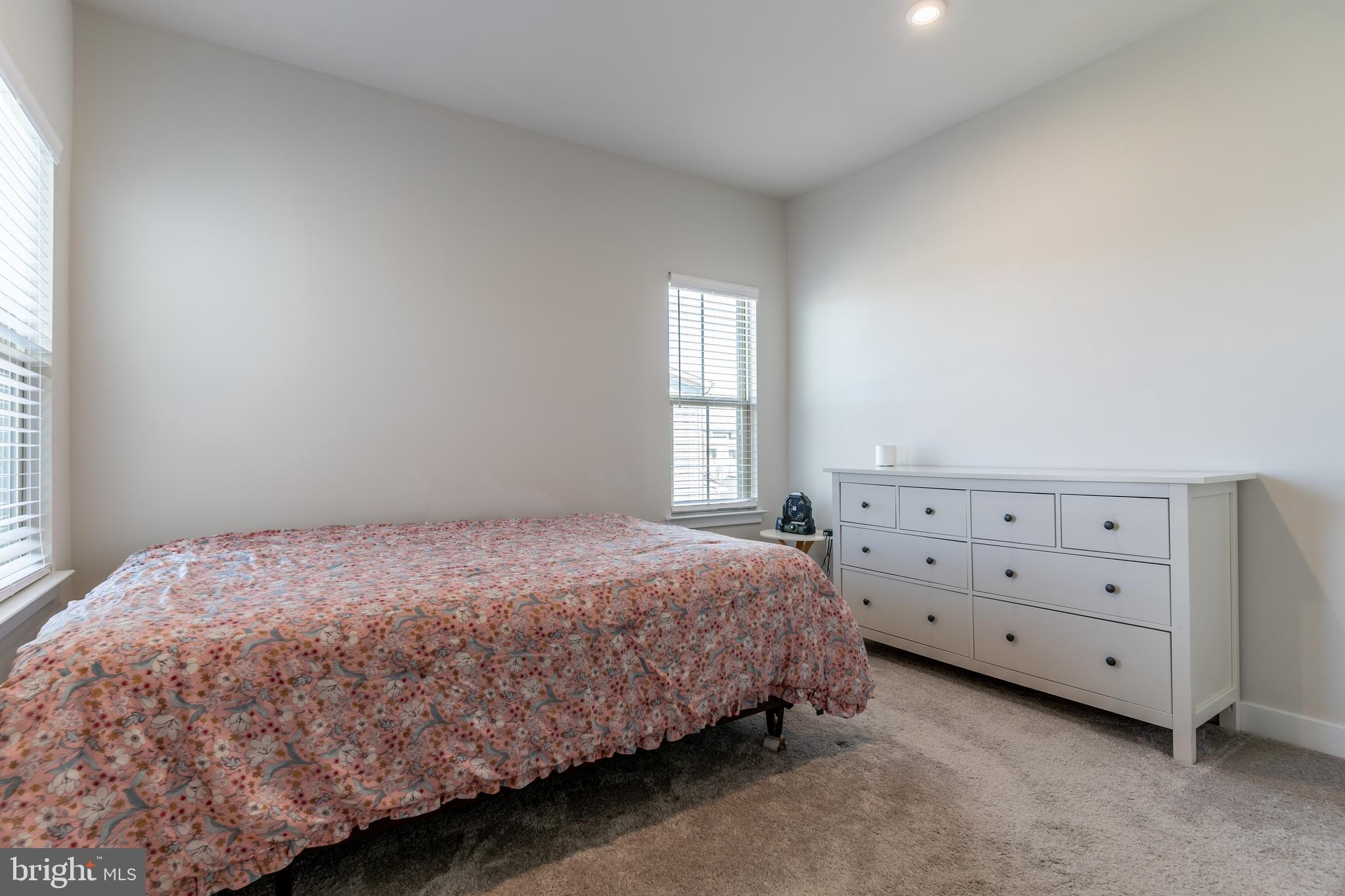 VILLAGES OF URBANA - Residential