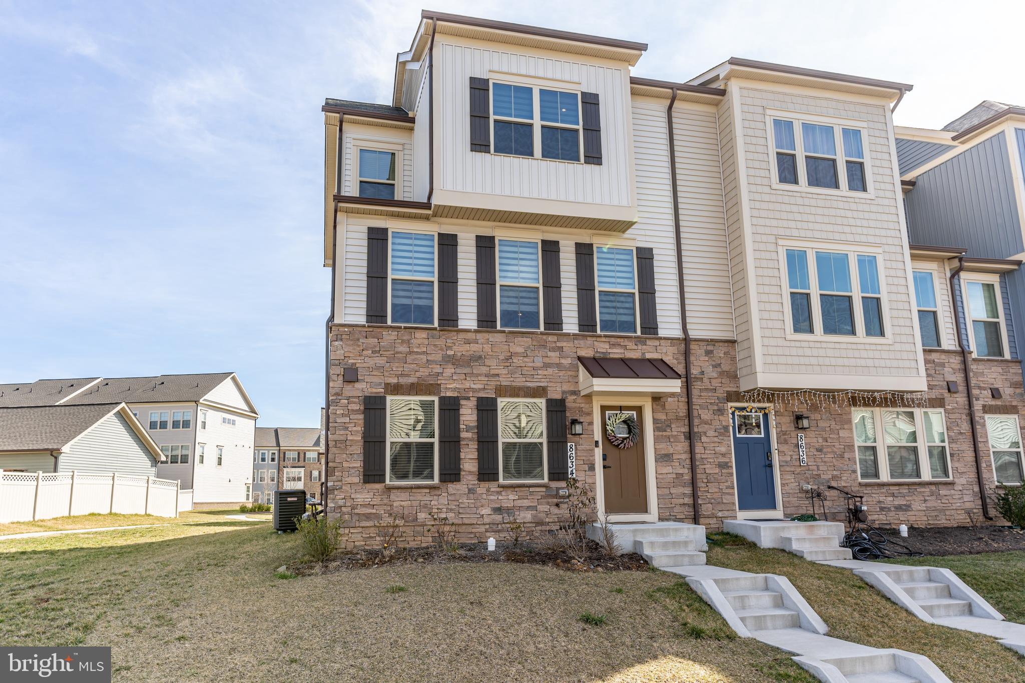 VILLAGES OF URBANA - Residential