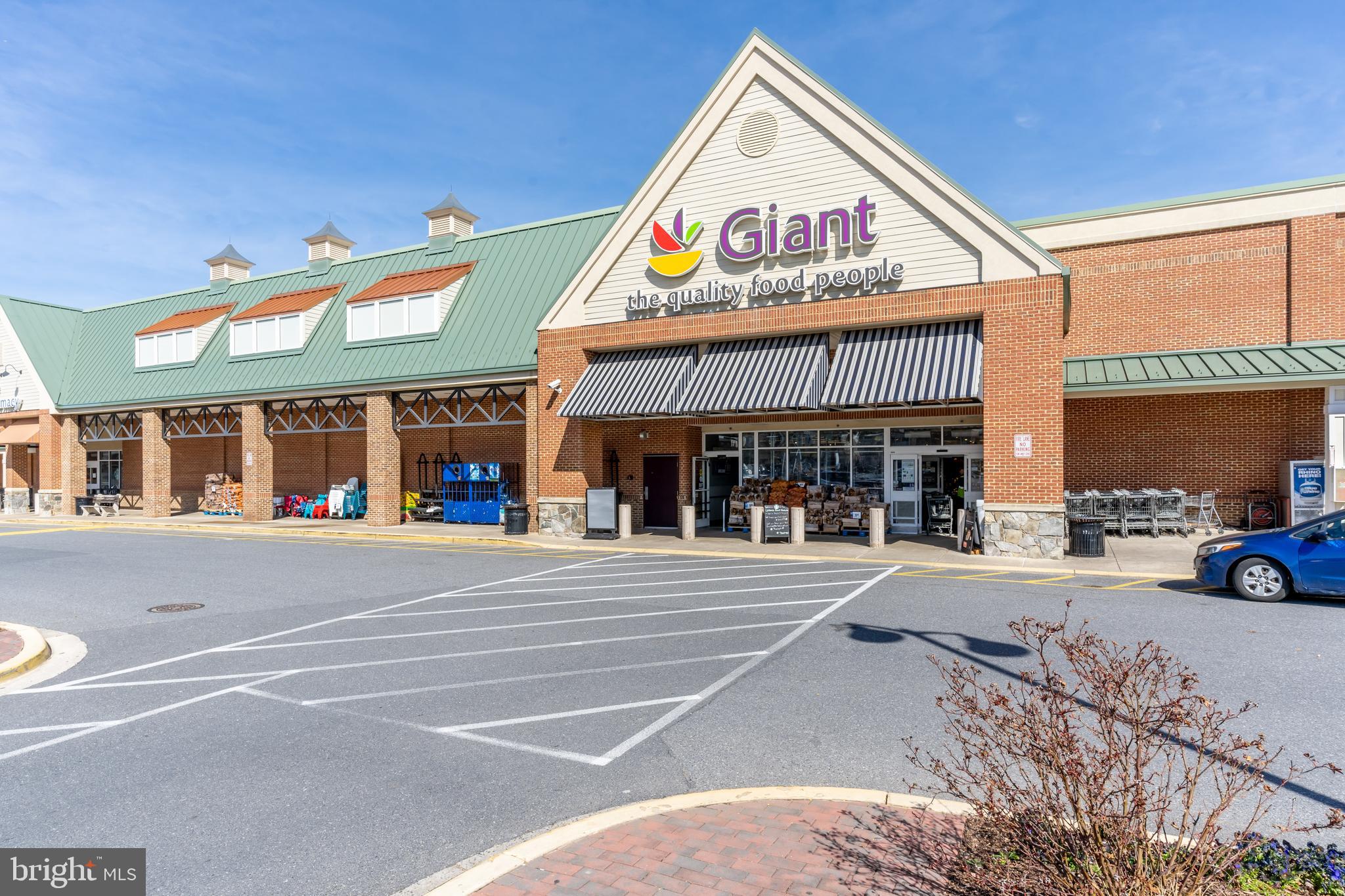 VILLAGES OF URBANA - Residential