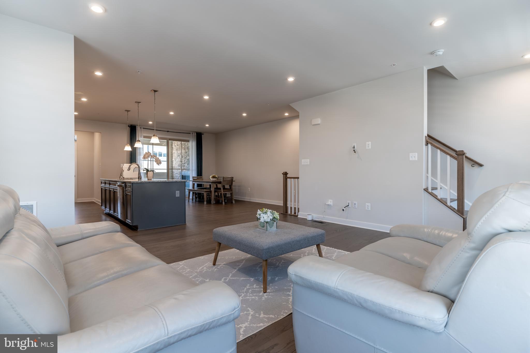 VILLAGES OF URBANA - Residential