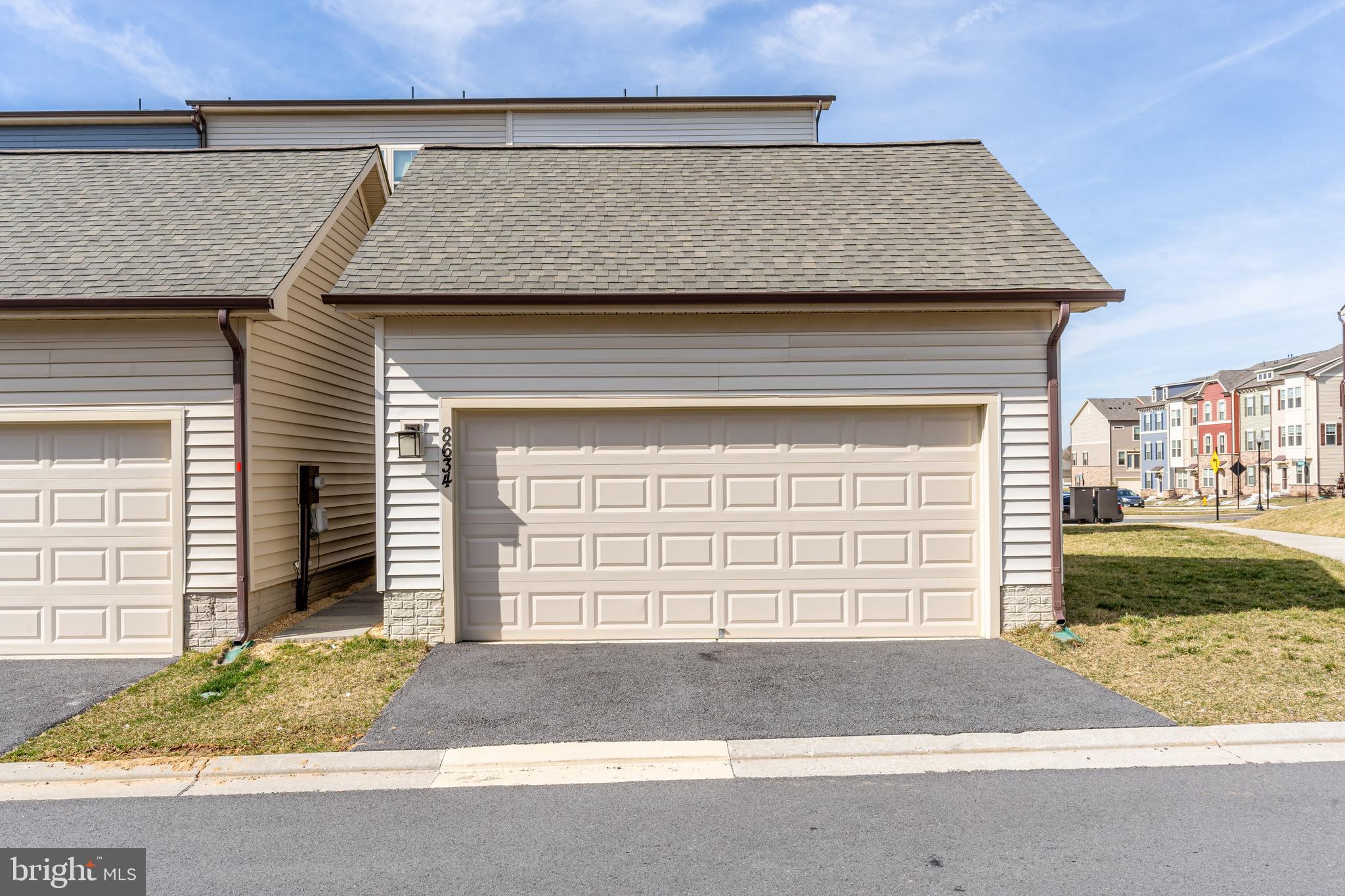 VILLAGES OF URBANA - Residential