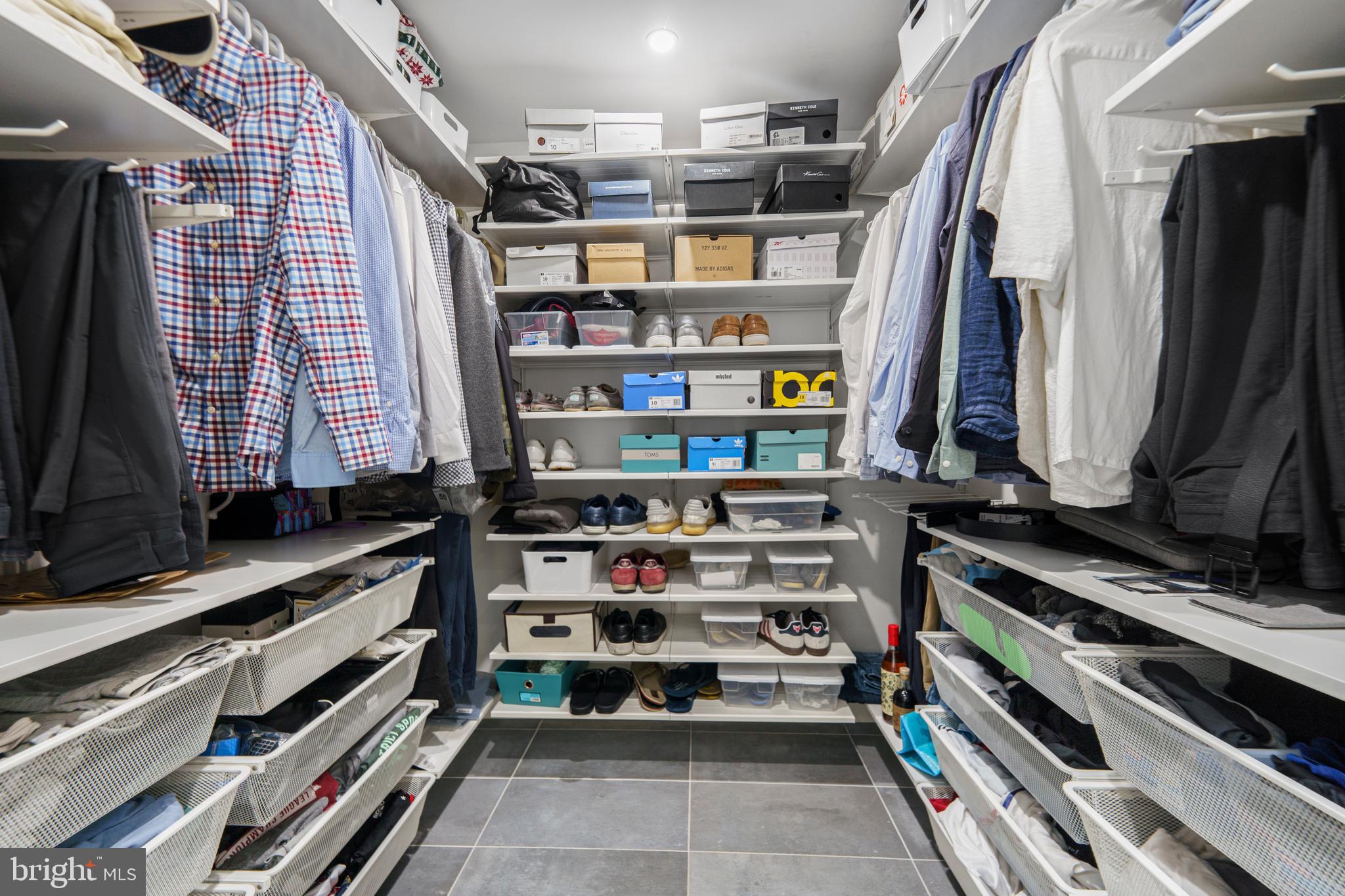 CASHELL MANOR - Residential