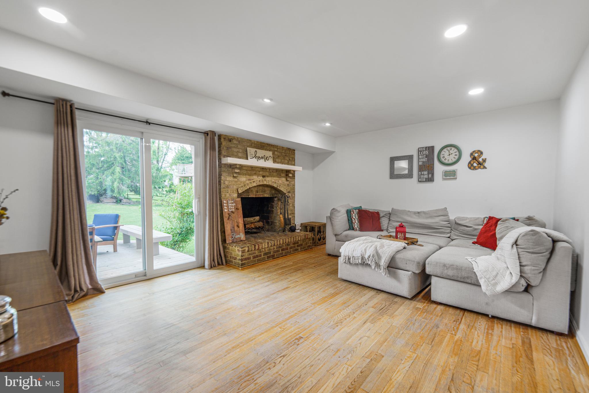 CASHELL MANOR - Residential