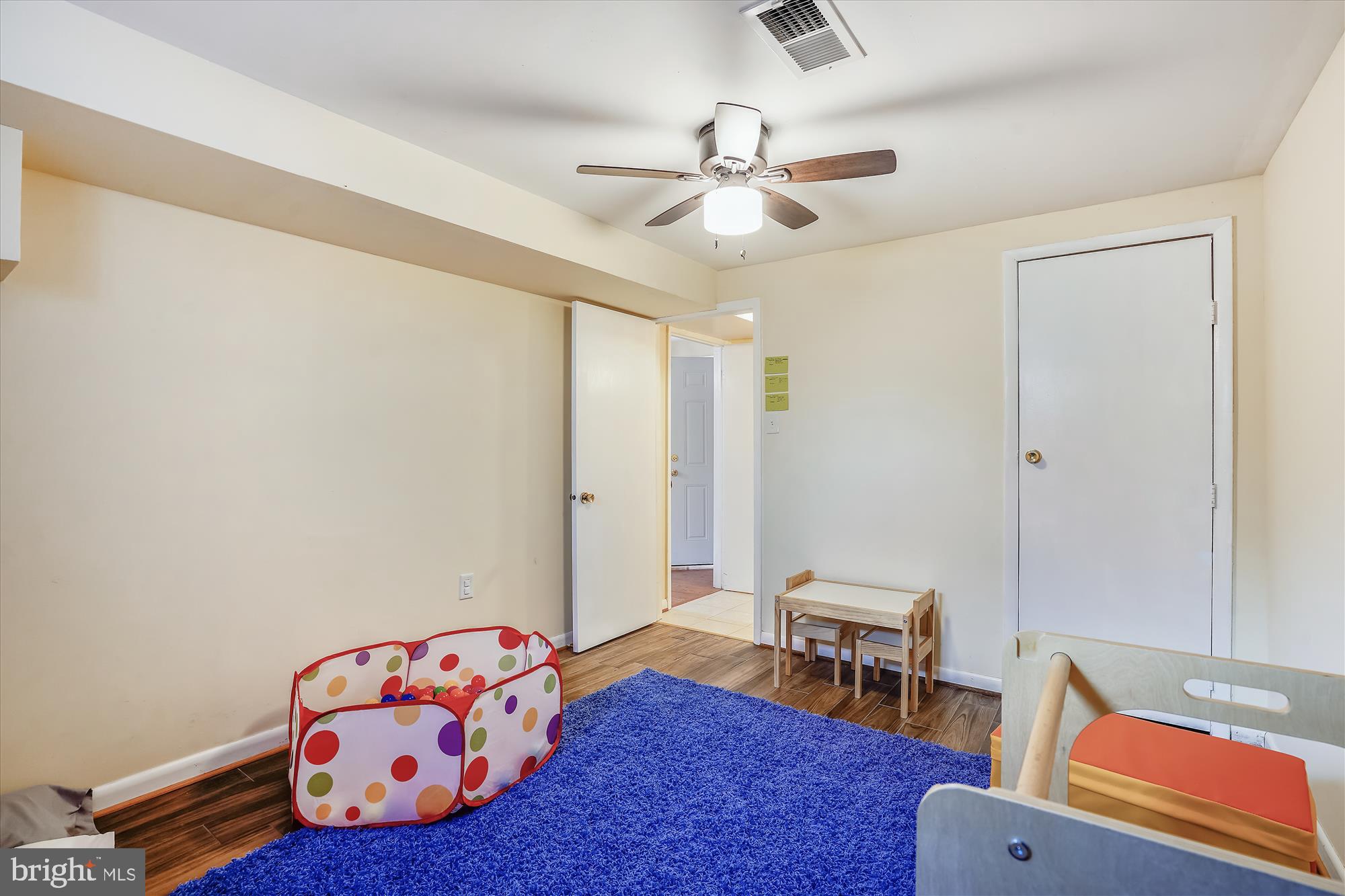 RIVERSIDE ESTATES - Residential