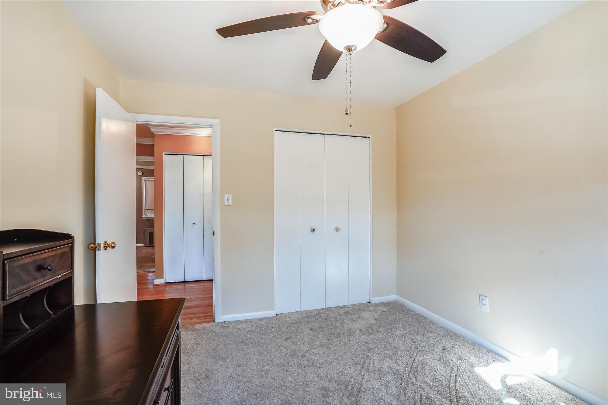 RIVERSIDE ESTATES - Residential