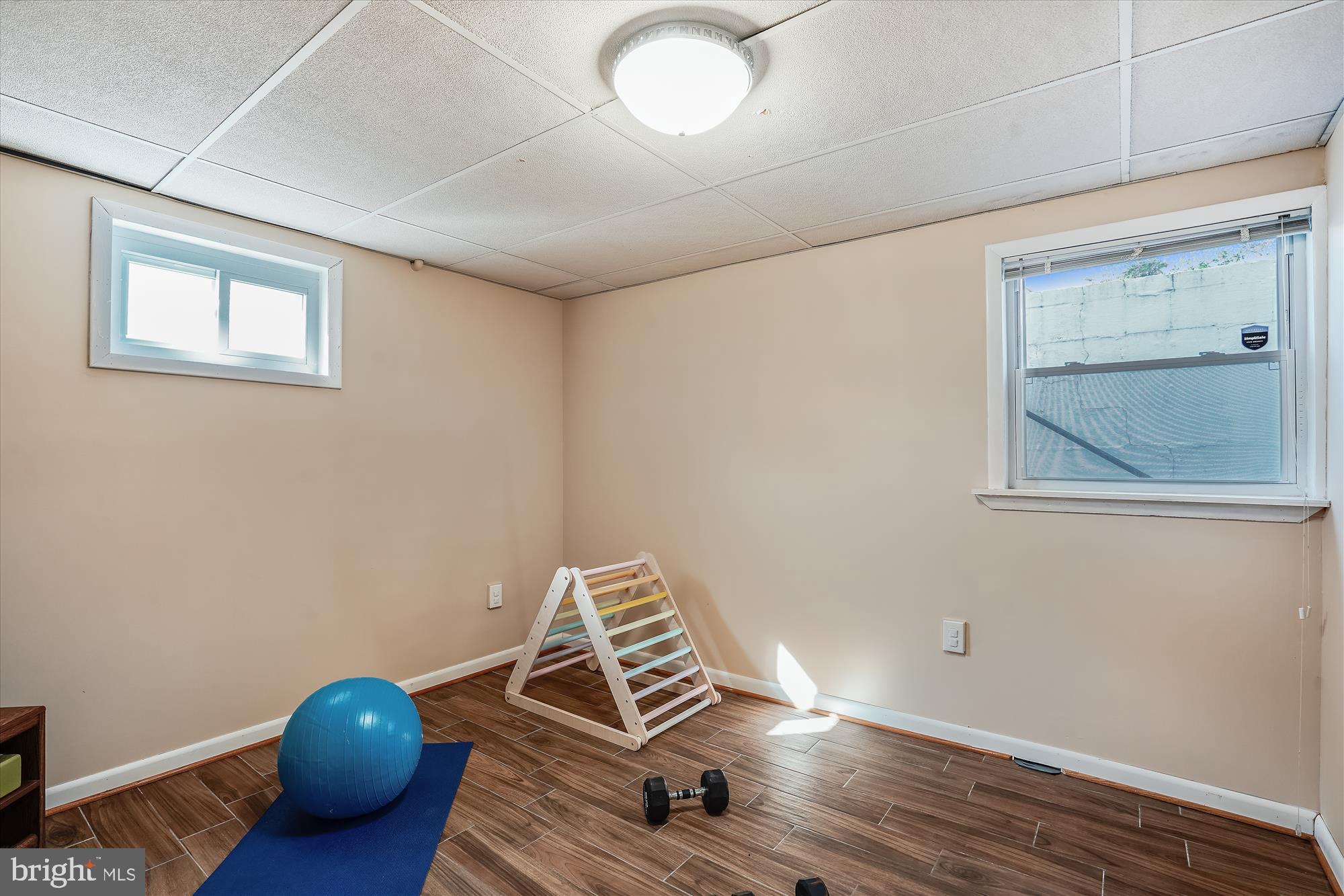 RIVERSIDE ESTATES - Residential