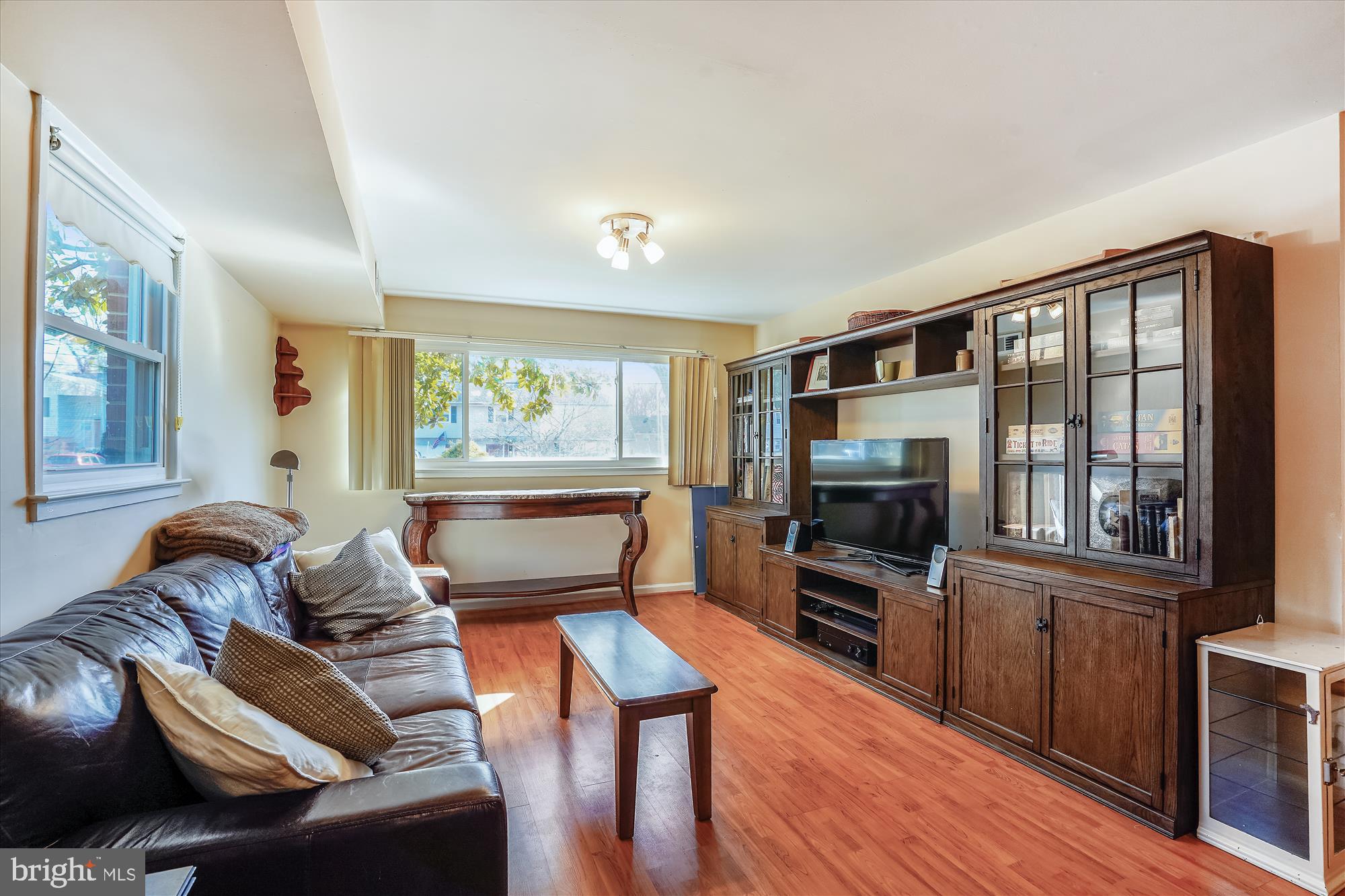 RIVERSIDE ESTATES - Residential