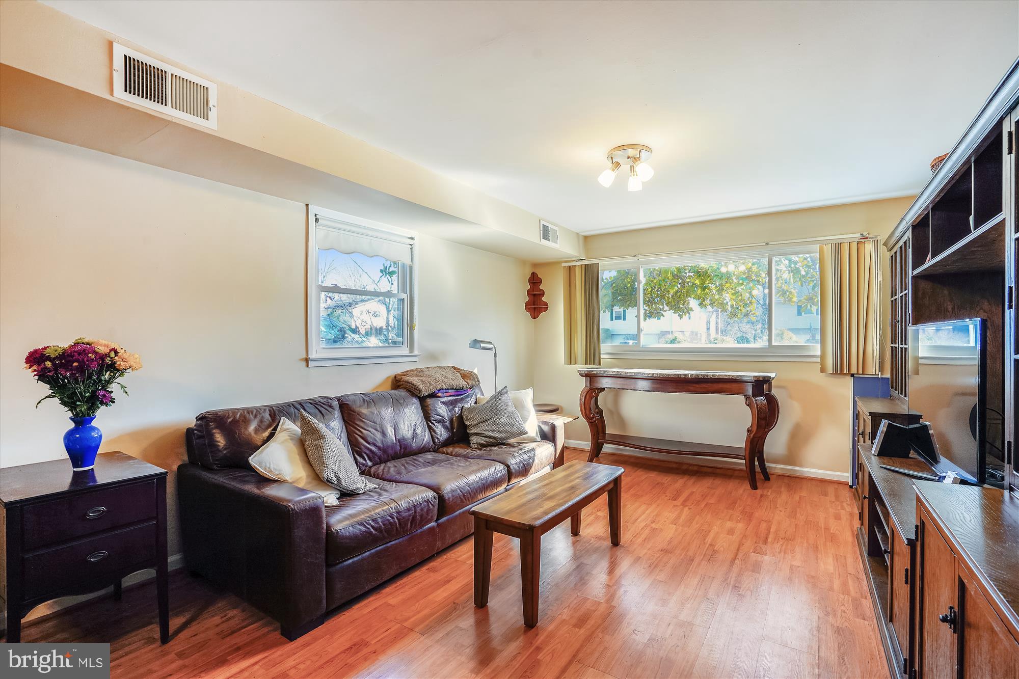 RIVERSIDE ESTATES - Residential