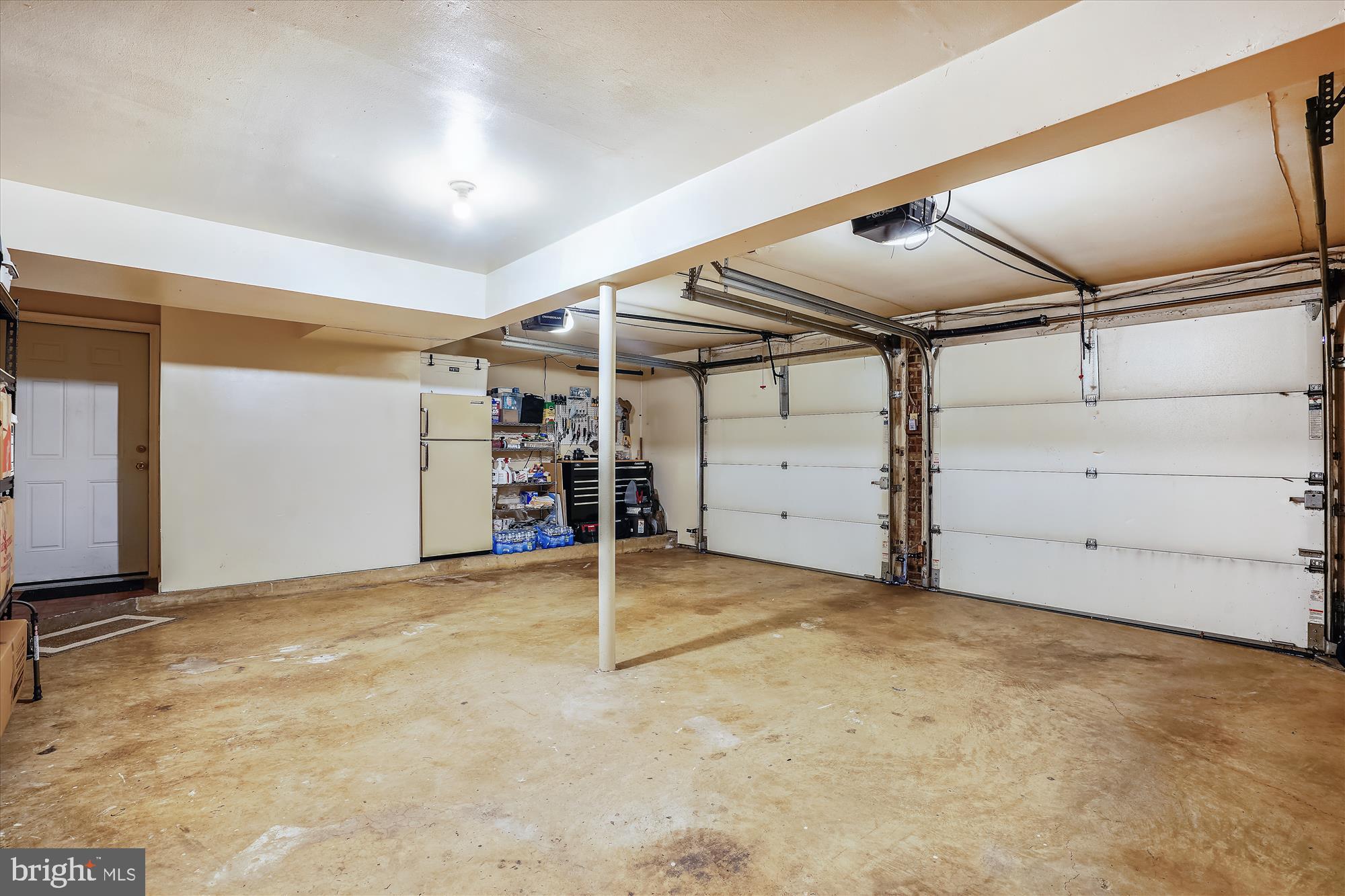 RIVERSIDE ESTATES - Residential