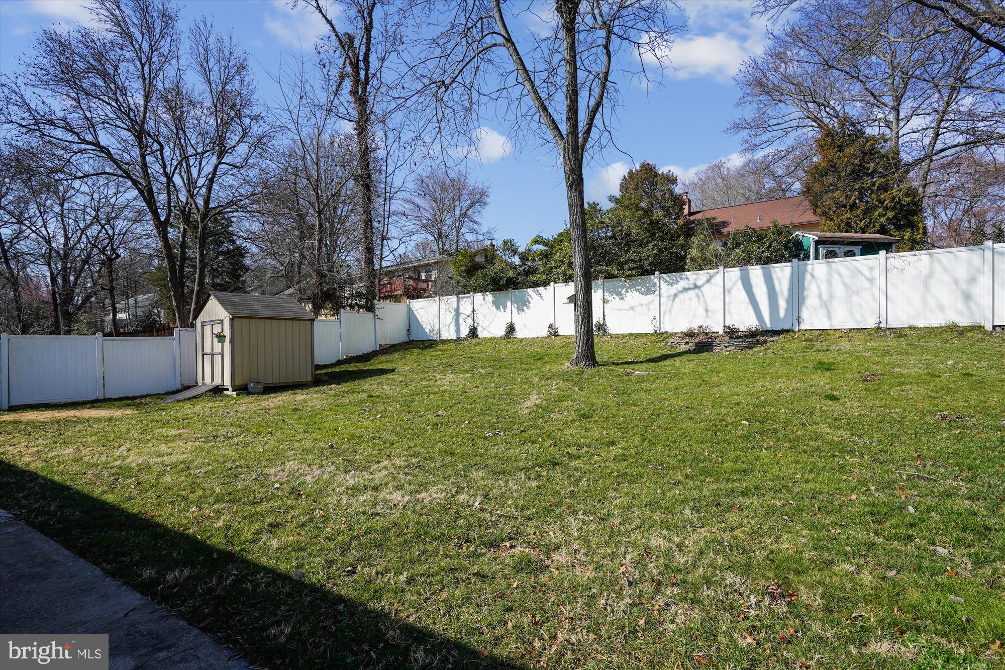 RIVERSIDE ESTATES - Residential