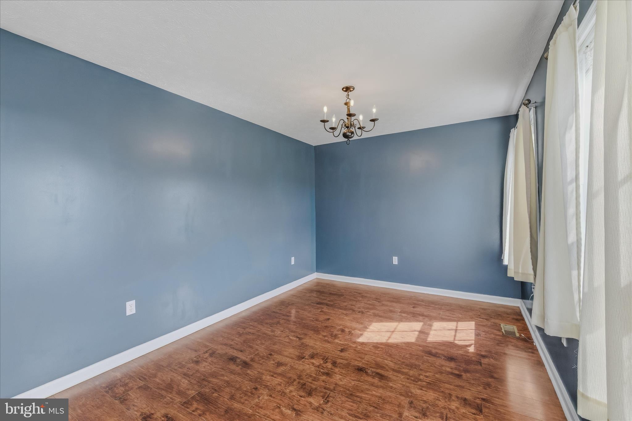 OPEQUON MEADOWS - Residential
