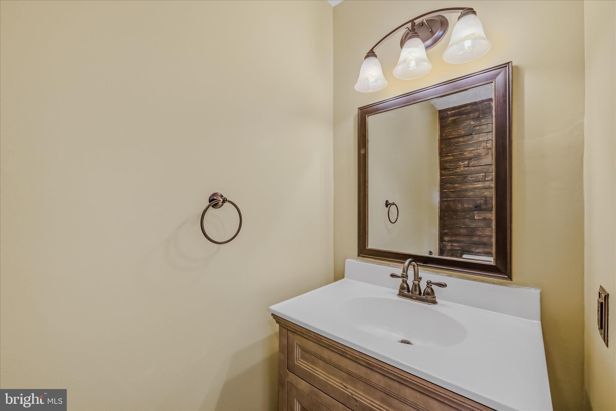 OPEQUON MEADOWS - Residential