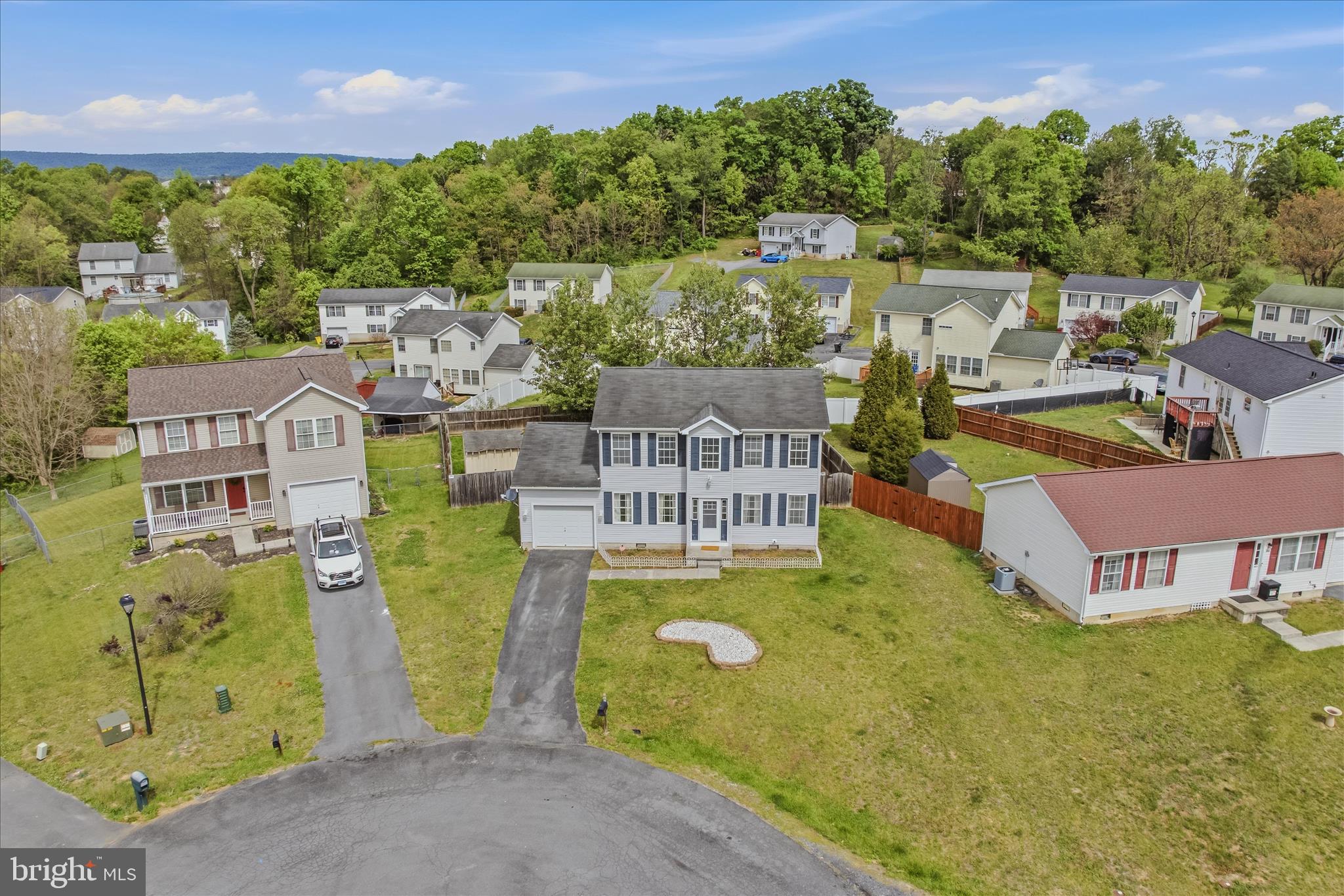 OPEQUON MEADOWS - Residential